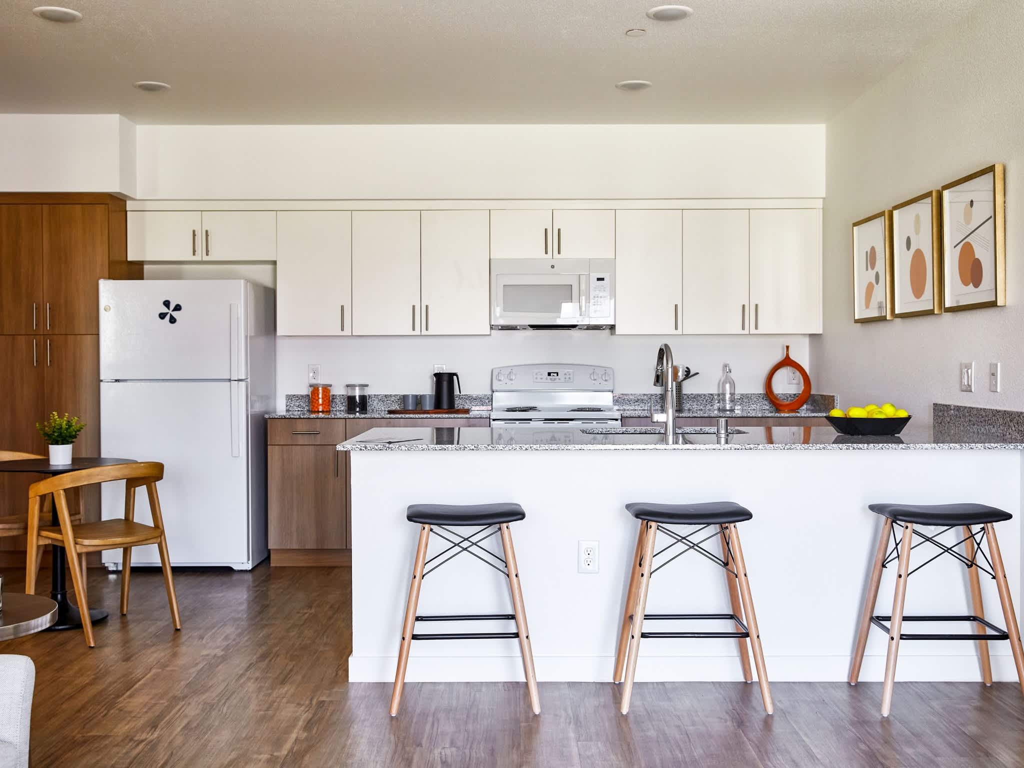 Showboat Park Apartments – photo 5