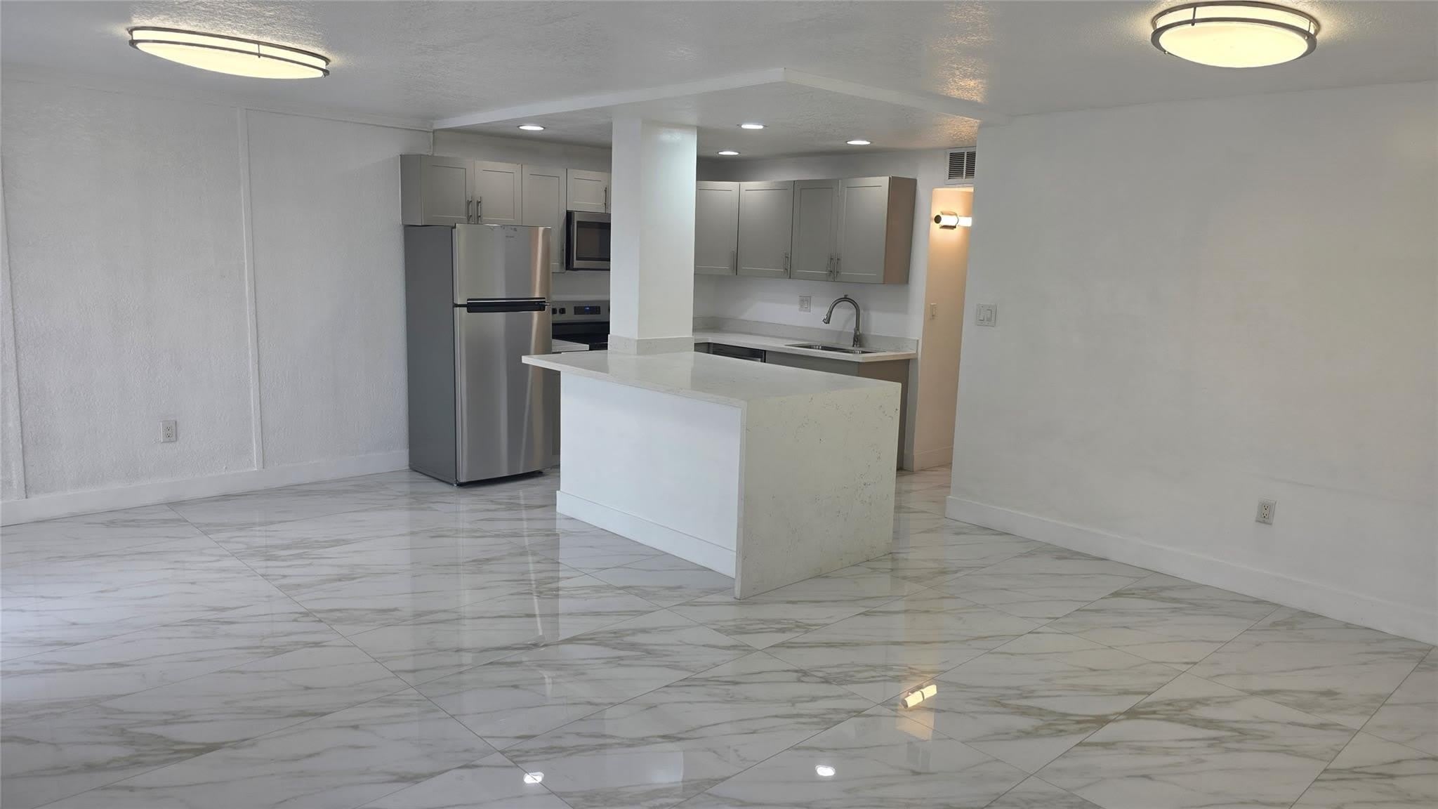 1758 NW 55 – photo 1