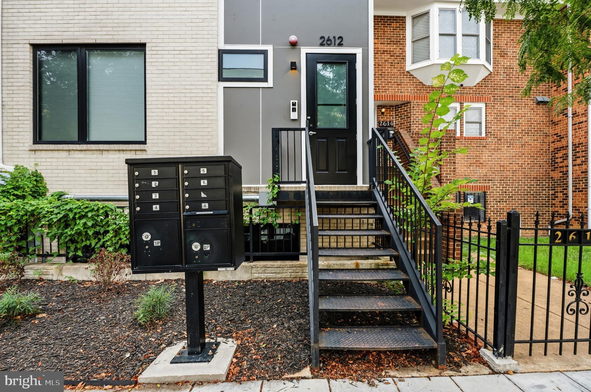 2612 University Place Nw – photo 2