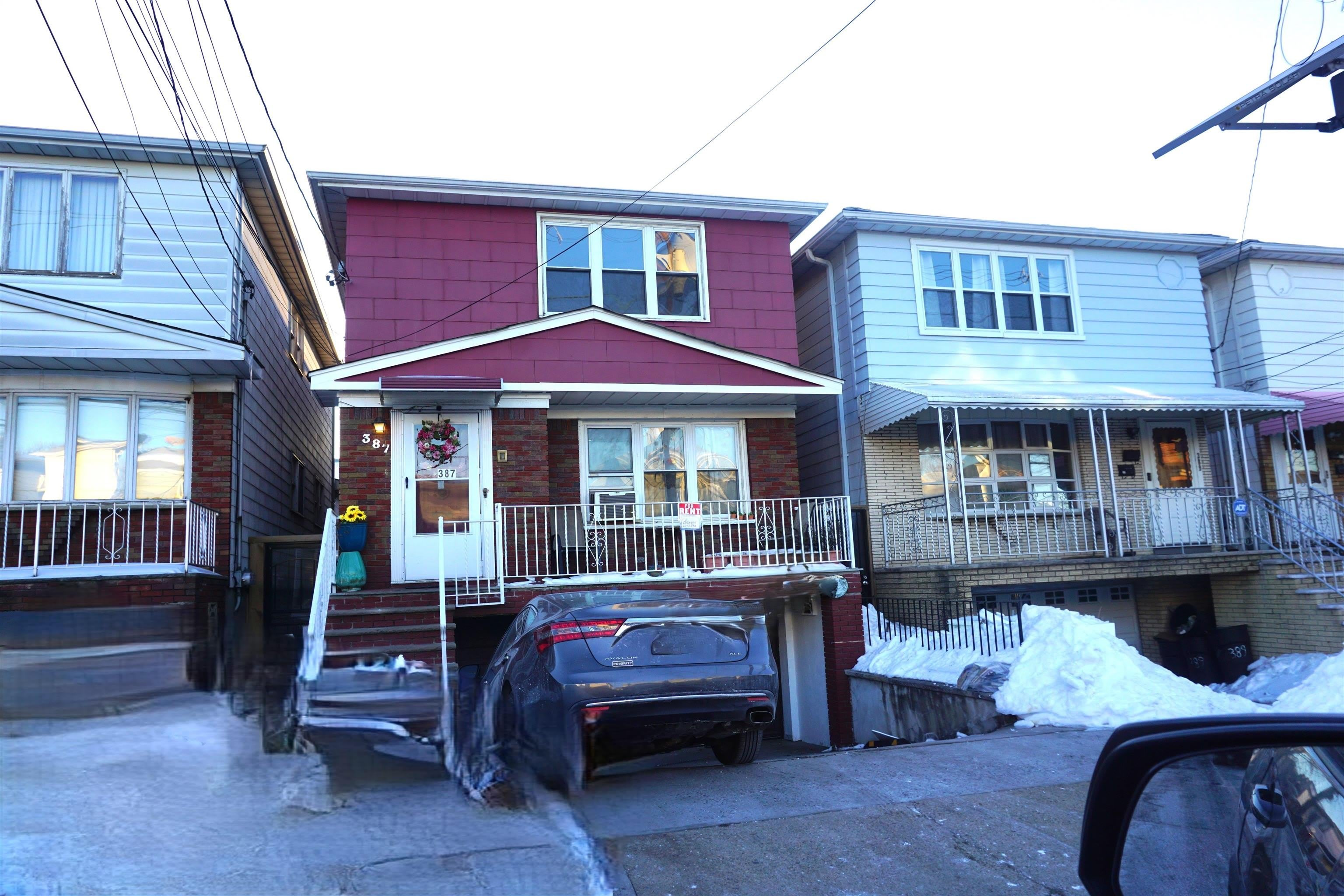 387 CATOR AVE – photo 2