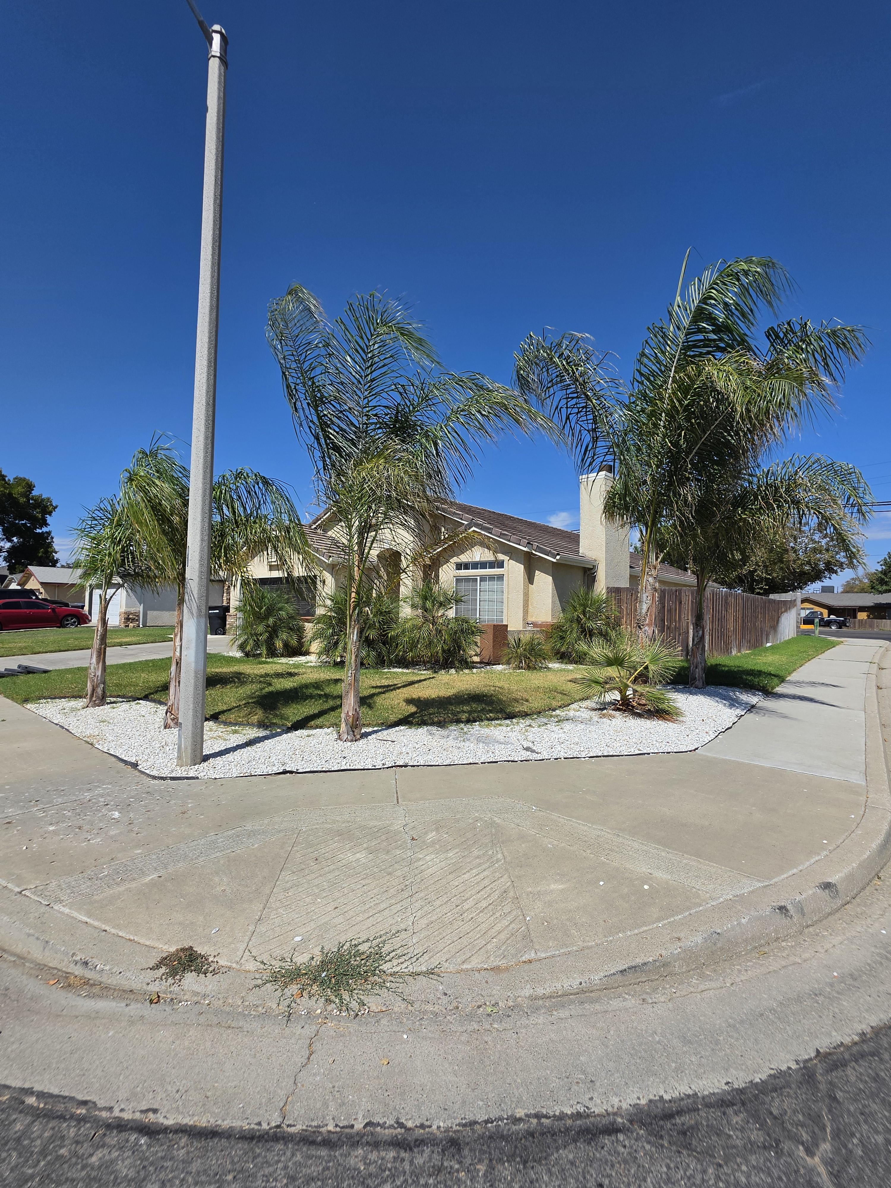 1387 Nicole Avenue – photo 3