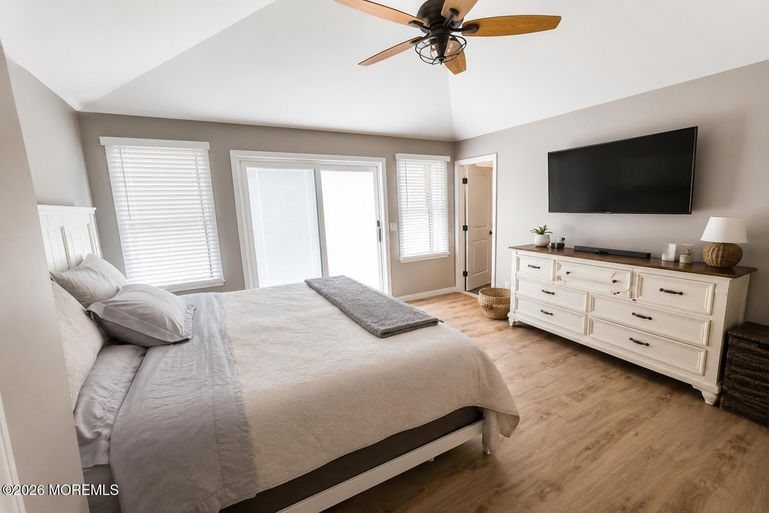 9 Neptune Road – photo 5