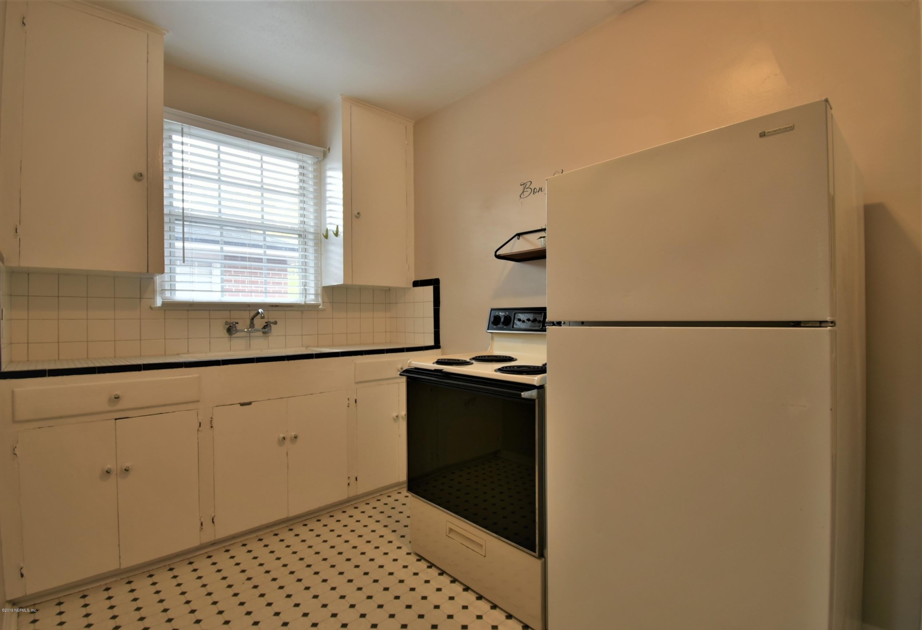 3661 SAINT JOHNS Avenue – photo 5