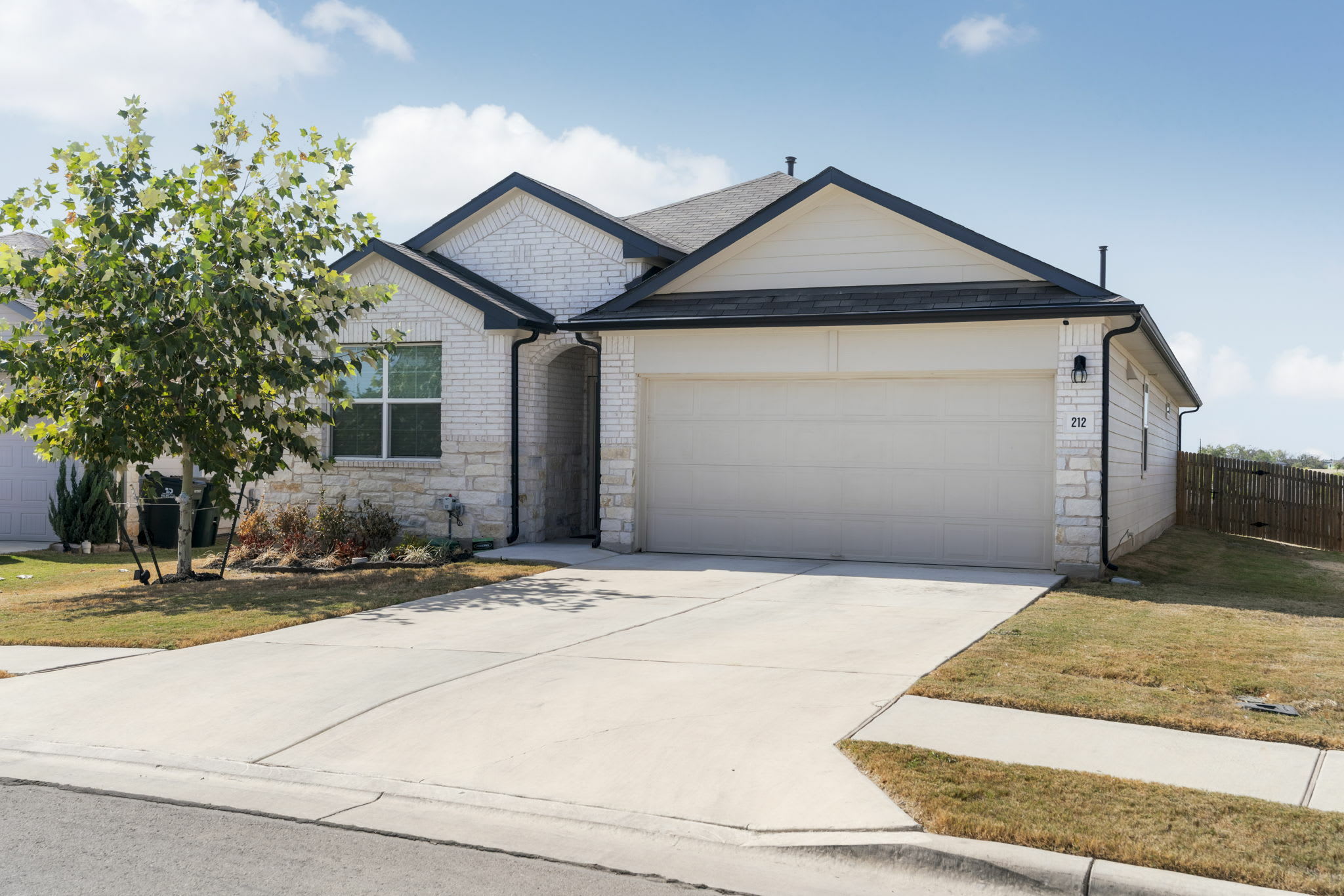 212 Apache Plum Drive – photo 5
