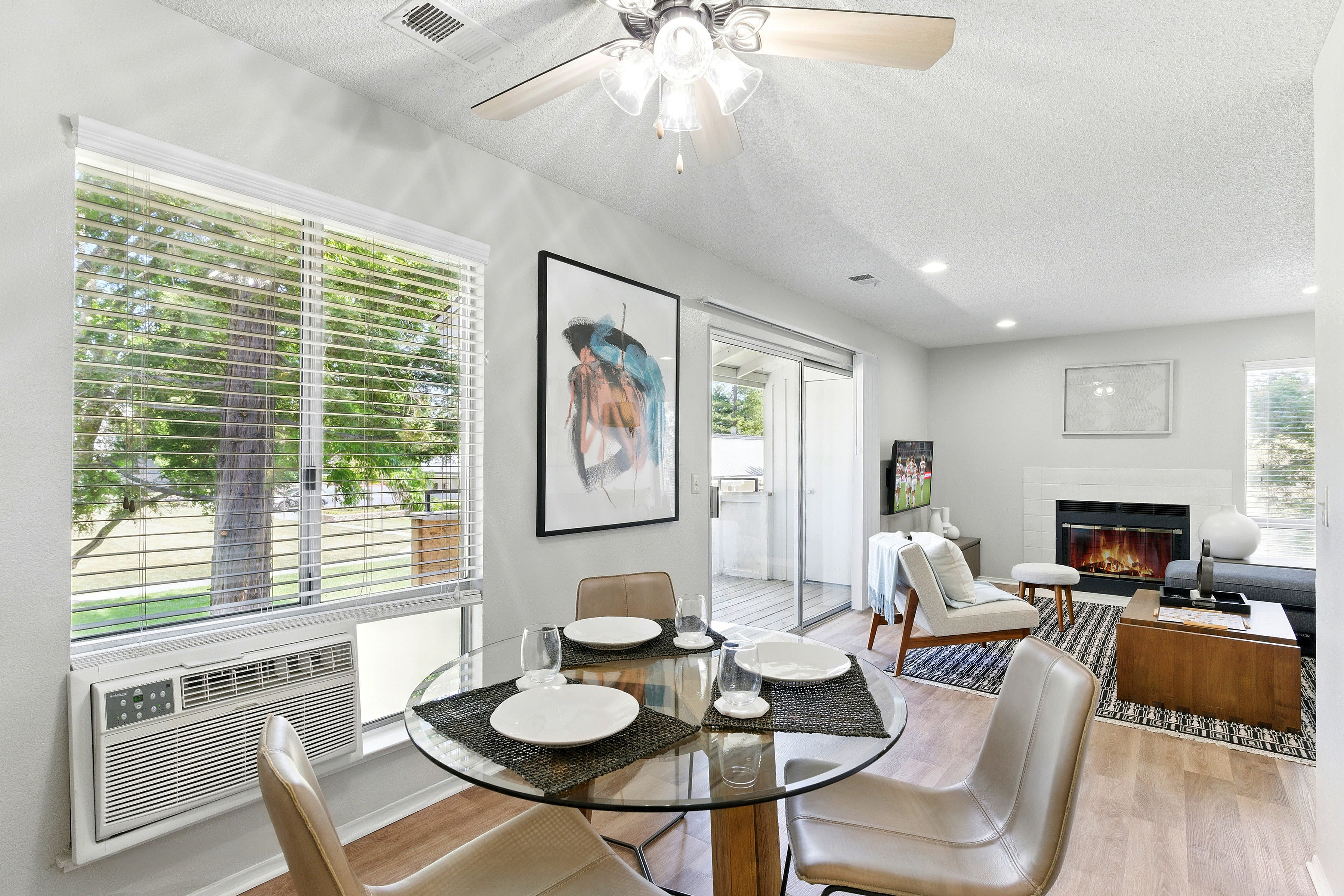 The Grove Luxury Apartments – photo 5