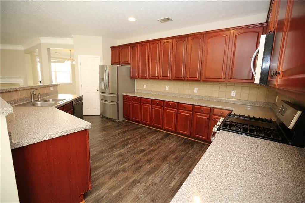 173 Parkmont Court – photo 5