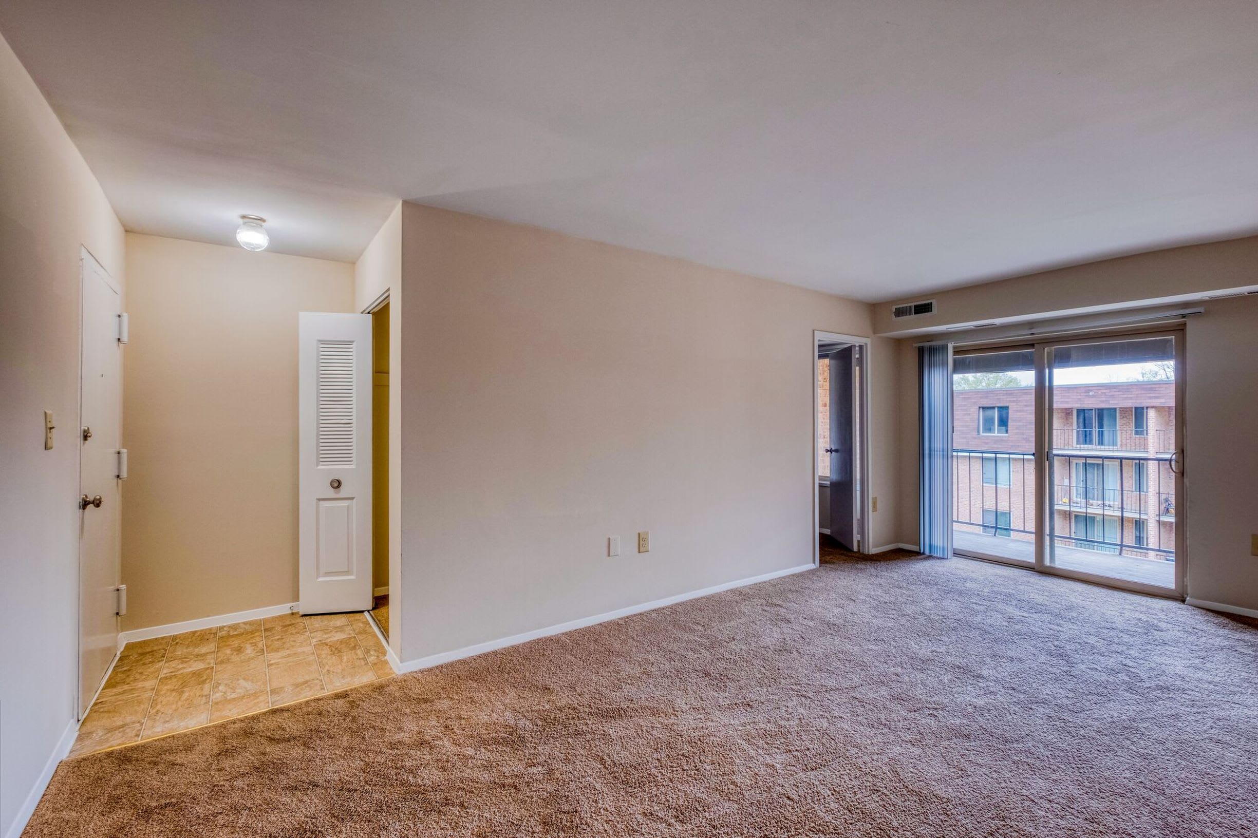 Oakton Park Apartments – photo 4