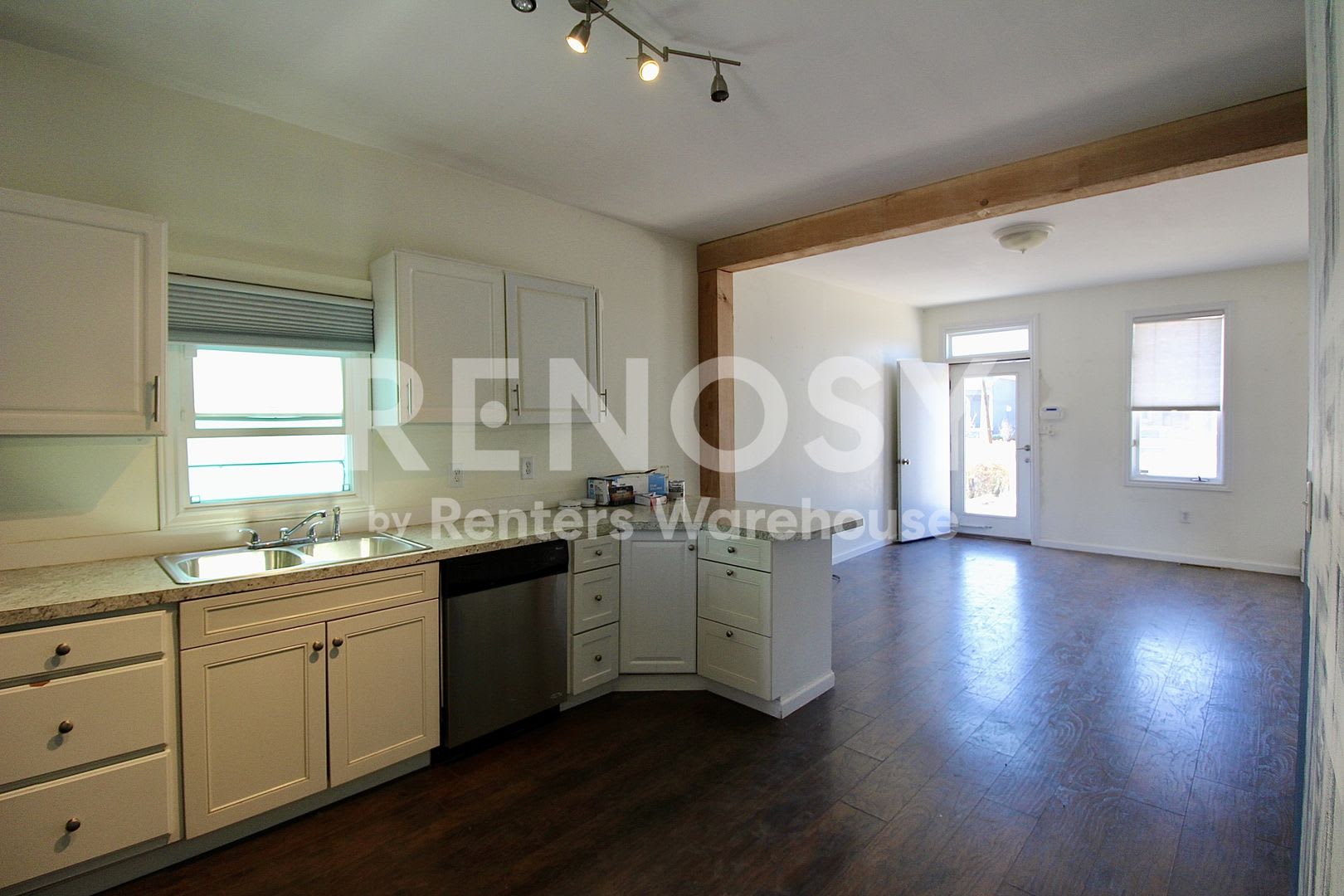 2 Bed 1 Bath Denver Co – photo 1