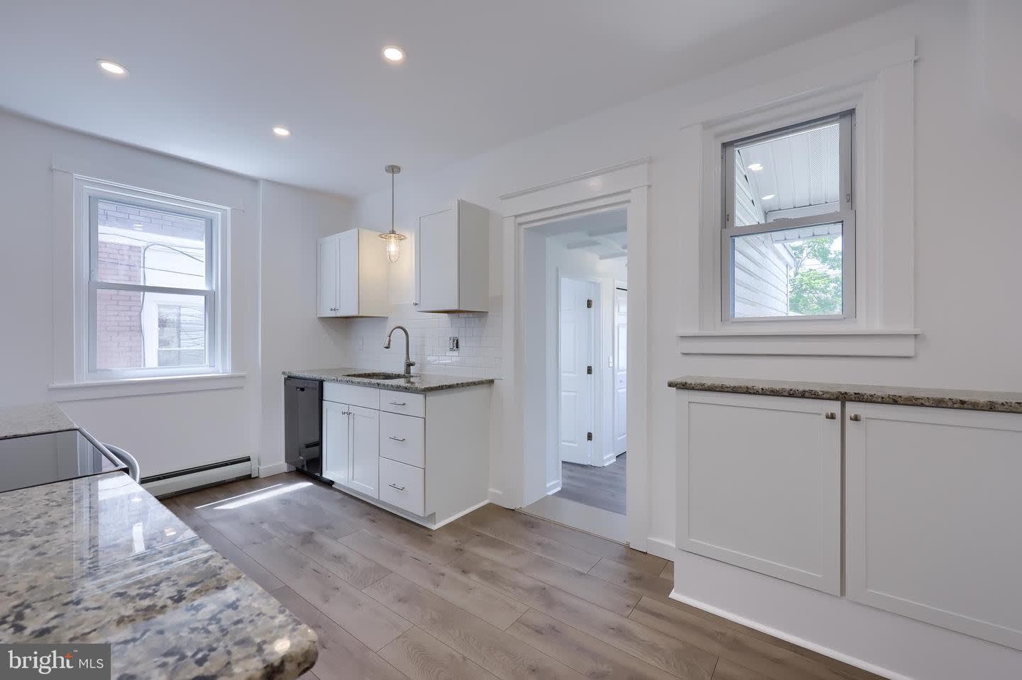 230 North Sterley Street – photo 4
