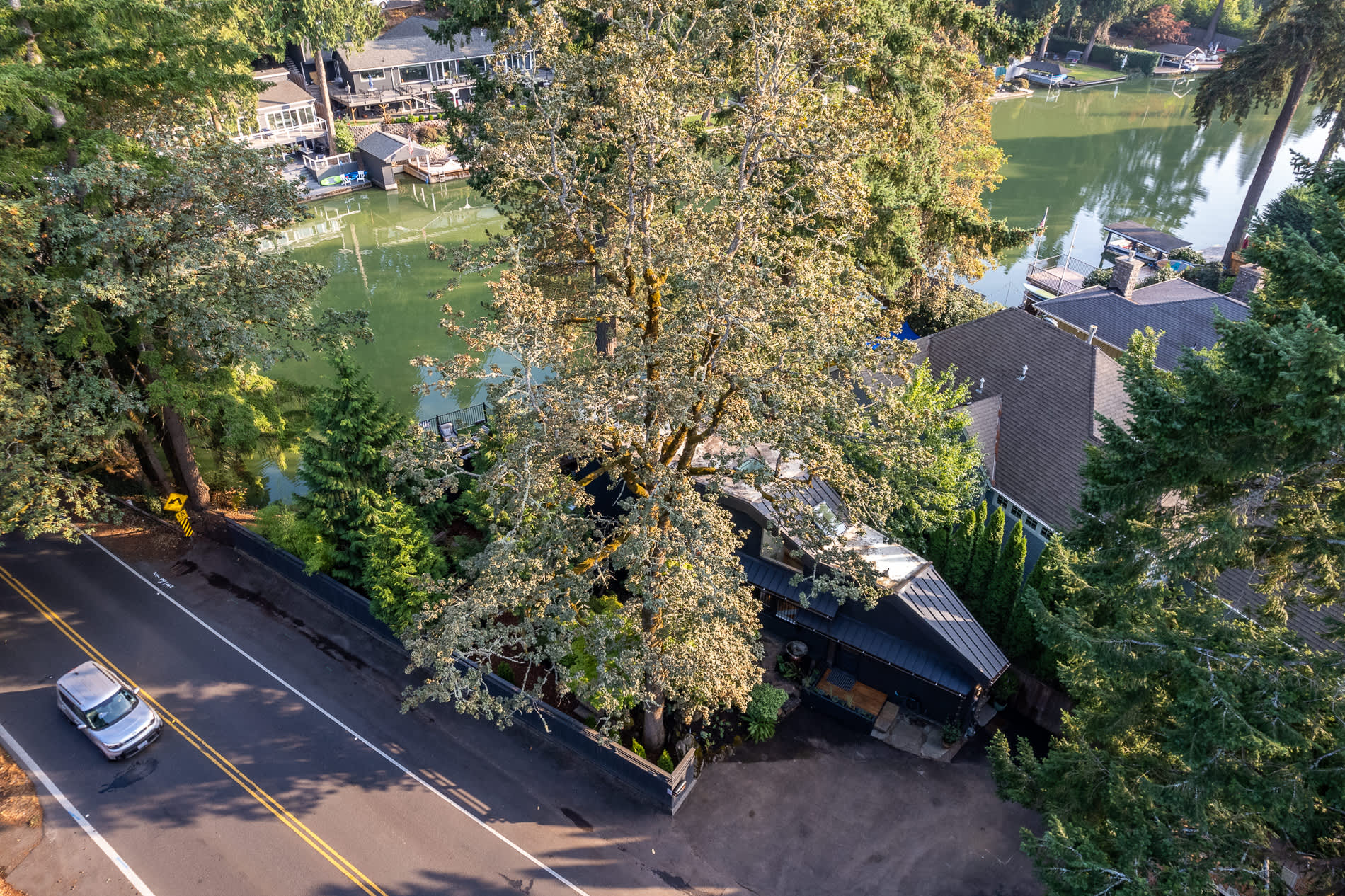 3300 South Shore Boulevard – photo 2