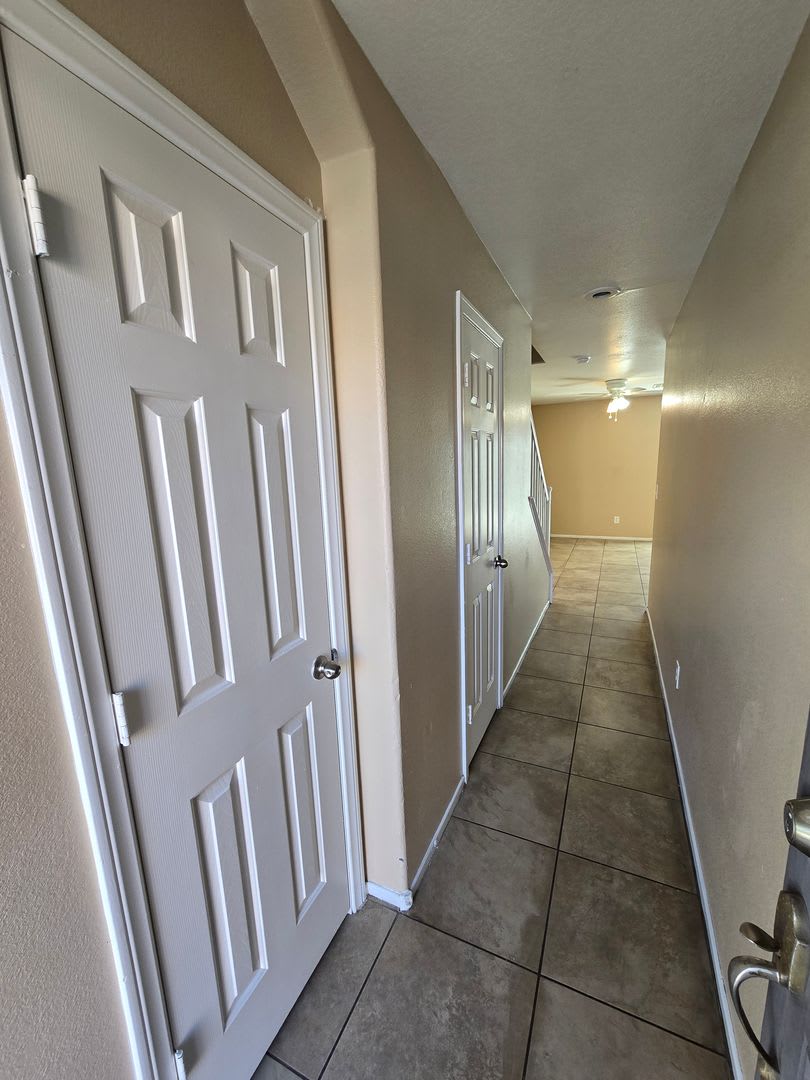 Charming Two Story Townhouse In North Las Vegas Move In Special – photo 3