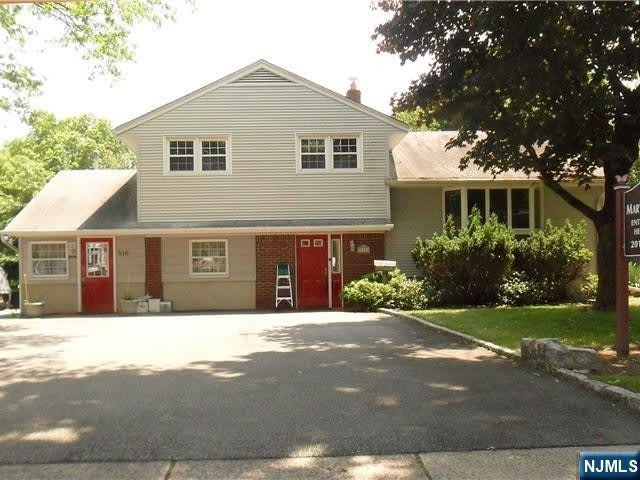516 Knickerbocker Road – photo 1