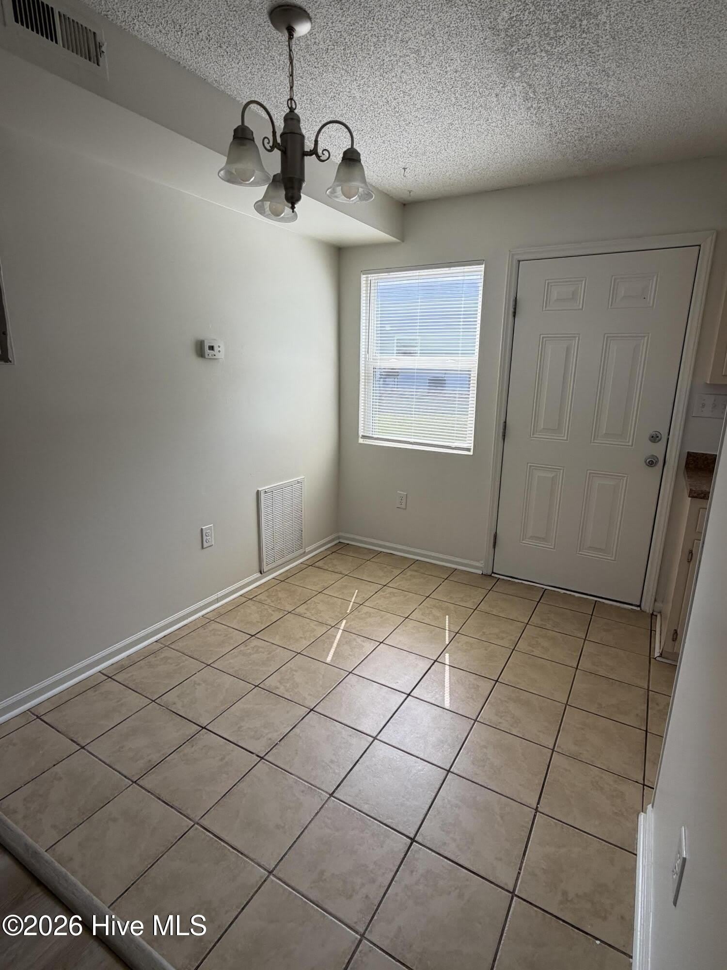 253 Cordell Circle – photo 3