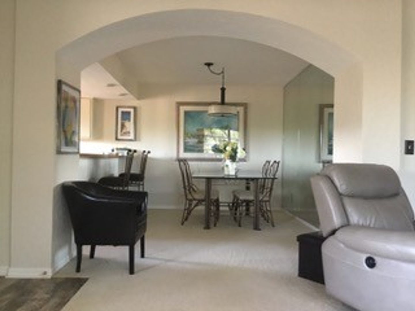 Rose Garden Furnished Unit Available May – photo 4