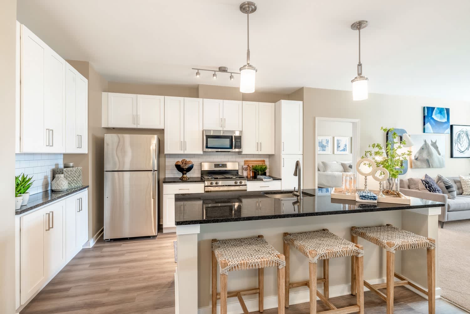Creekstone Village Apartments – photo 1