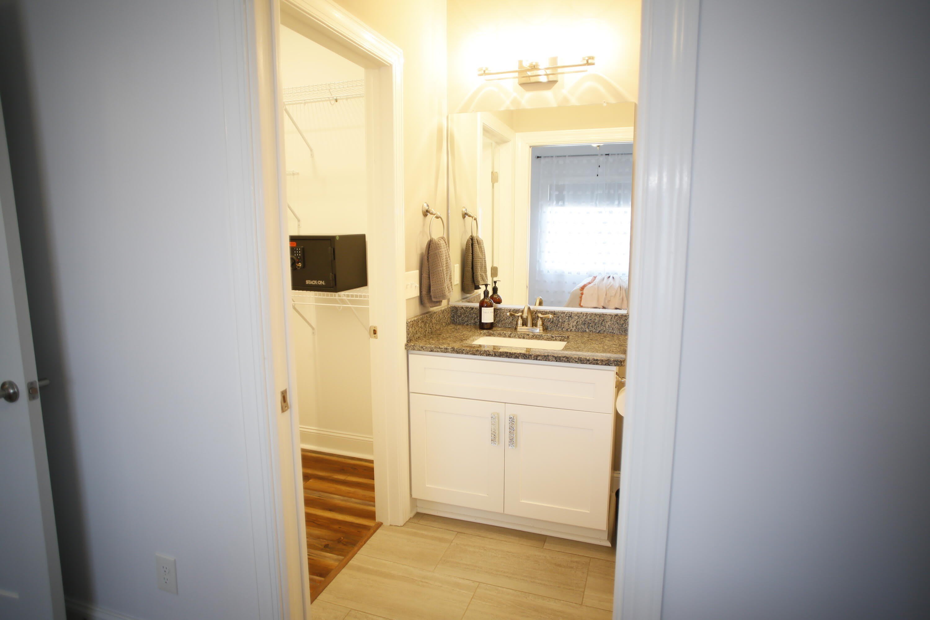 1313 Emerald View Ct – photo 4