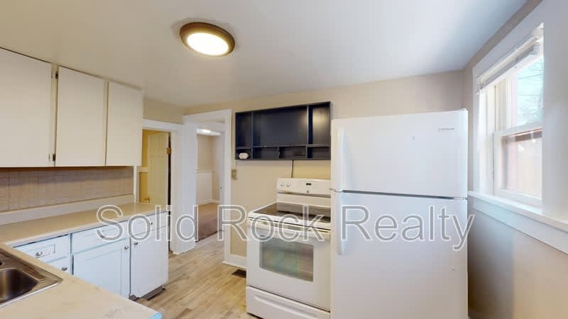 222 East Harrison Street – photo 3