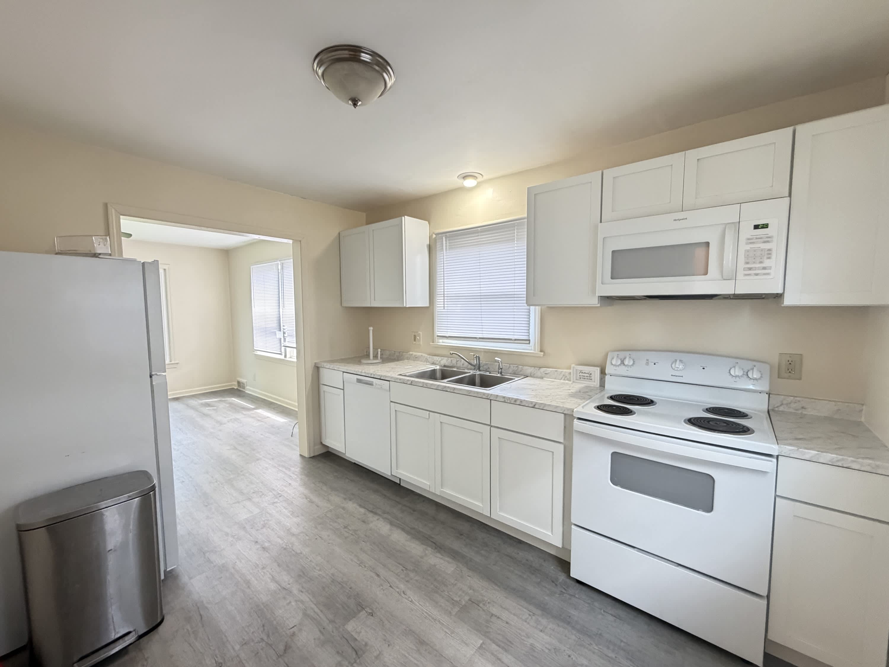 1209 South Armstrong Street – photo 4