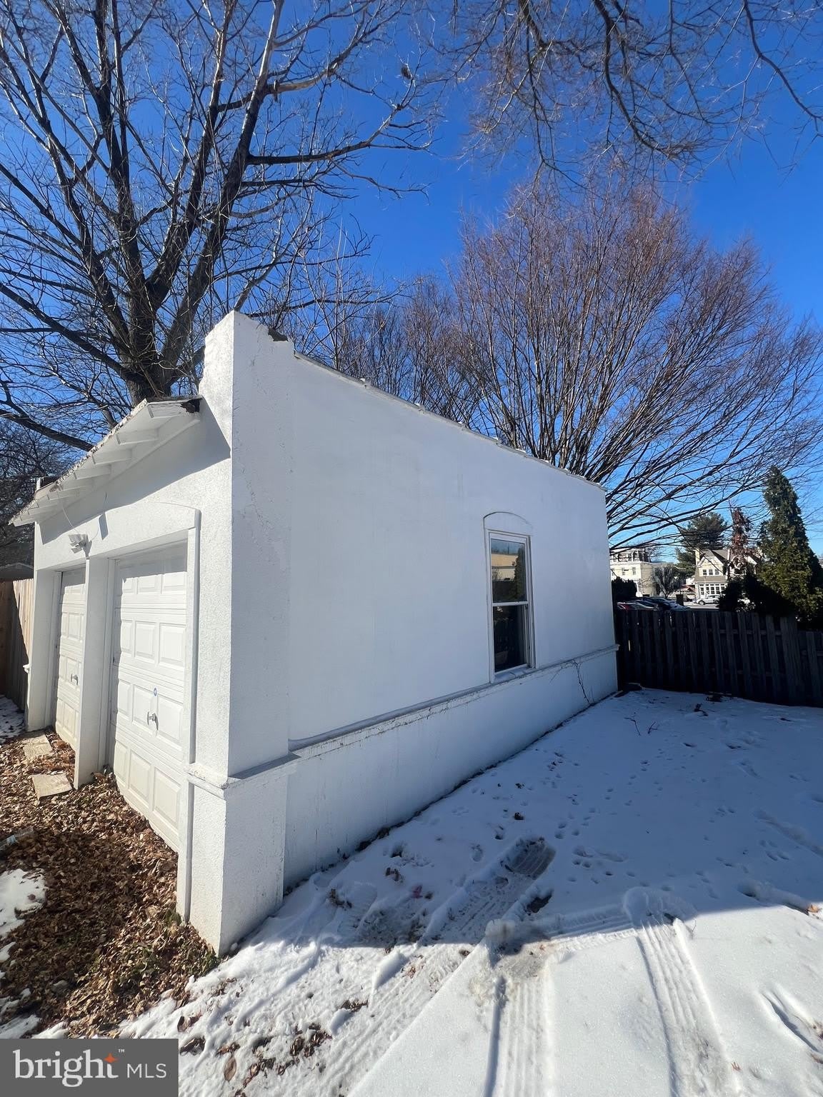 482 MARTIN Street – photo 5