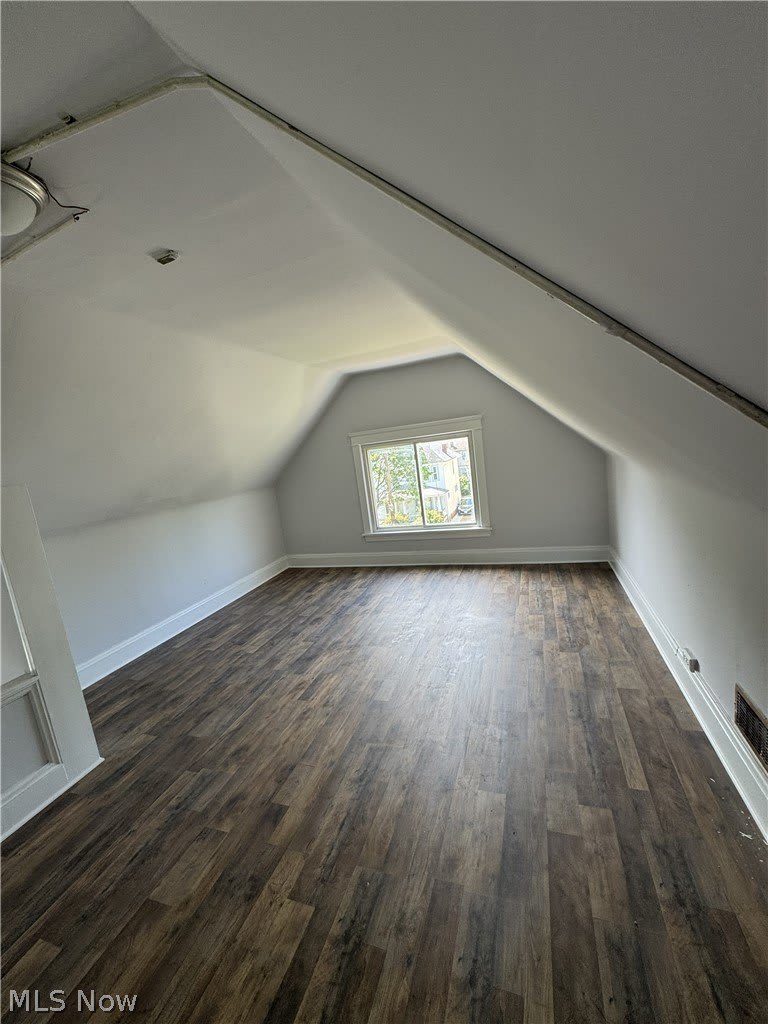 9409 Empire Avenue – photo 5