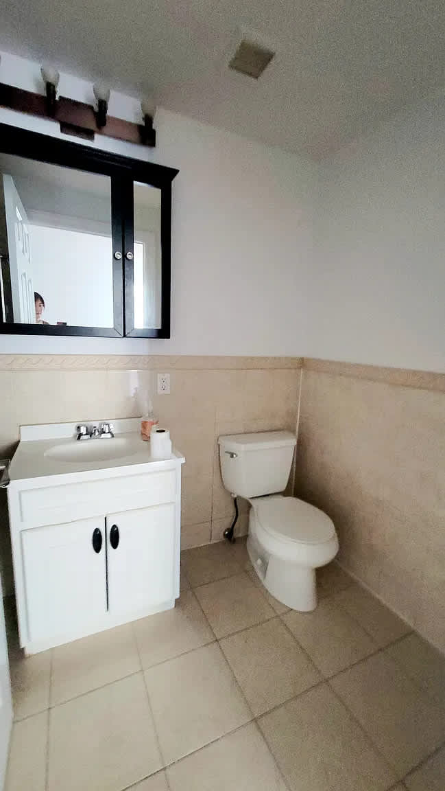 251 E 111th St Apt 25A – photo 5