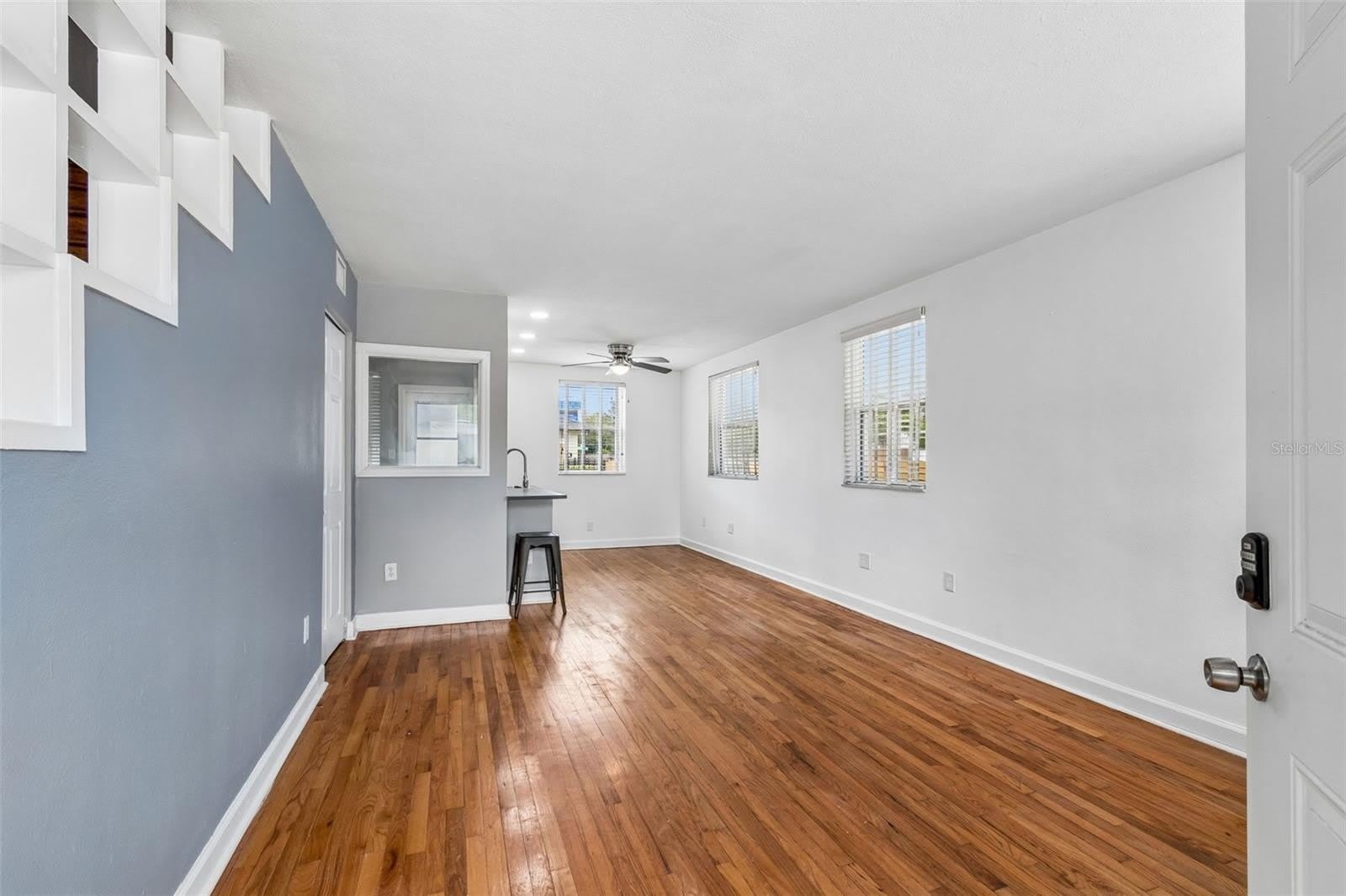 601 SWANN Drive – photo 4