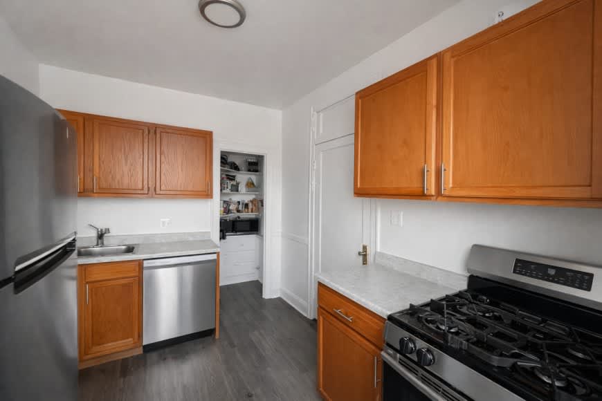 2344 West Addison – photo 2
