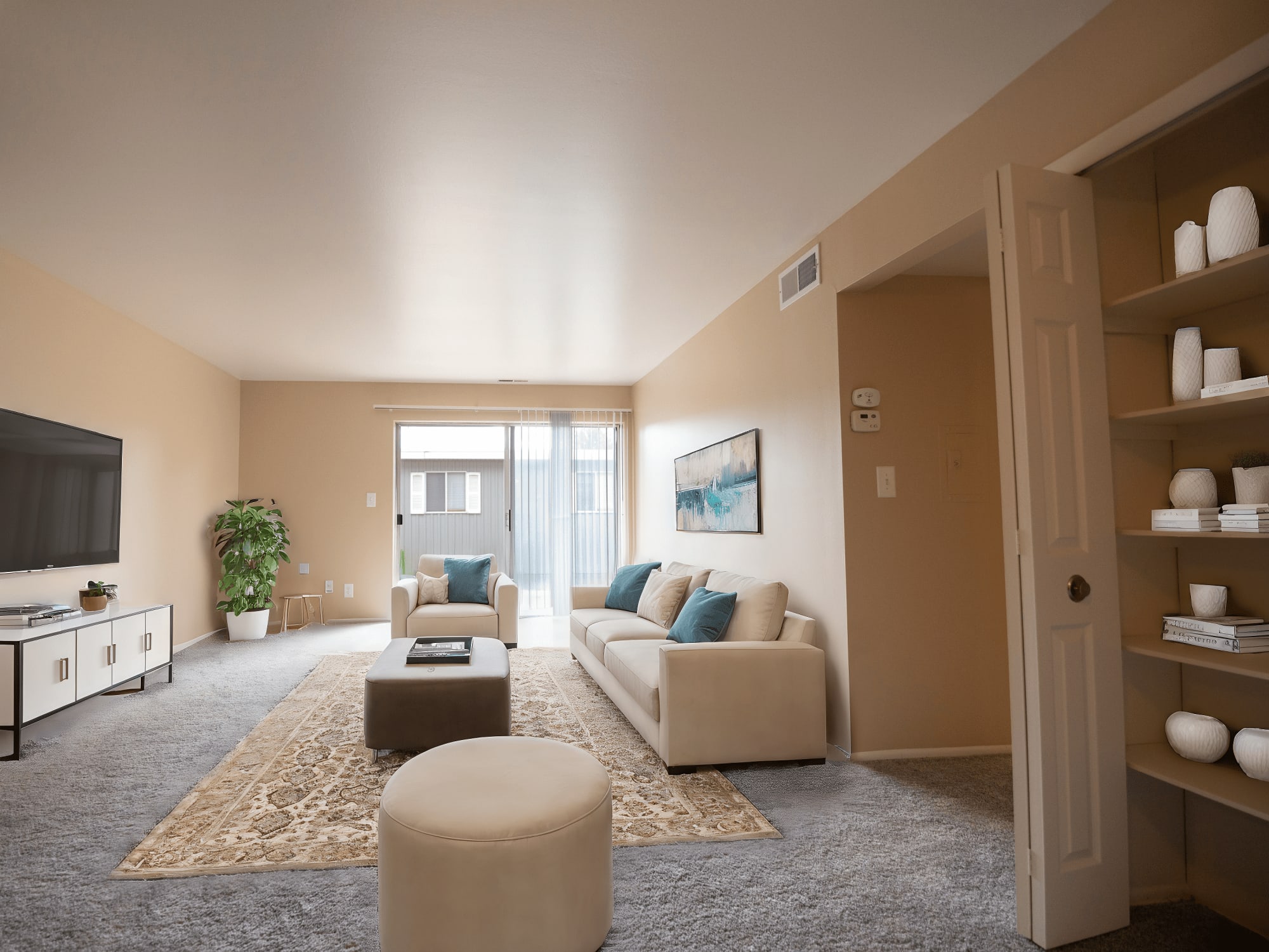 Embassy West Apartments – photo 1