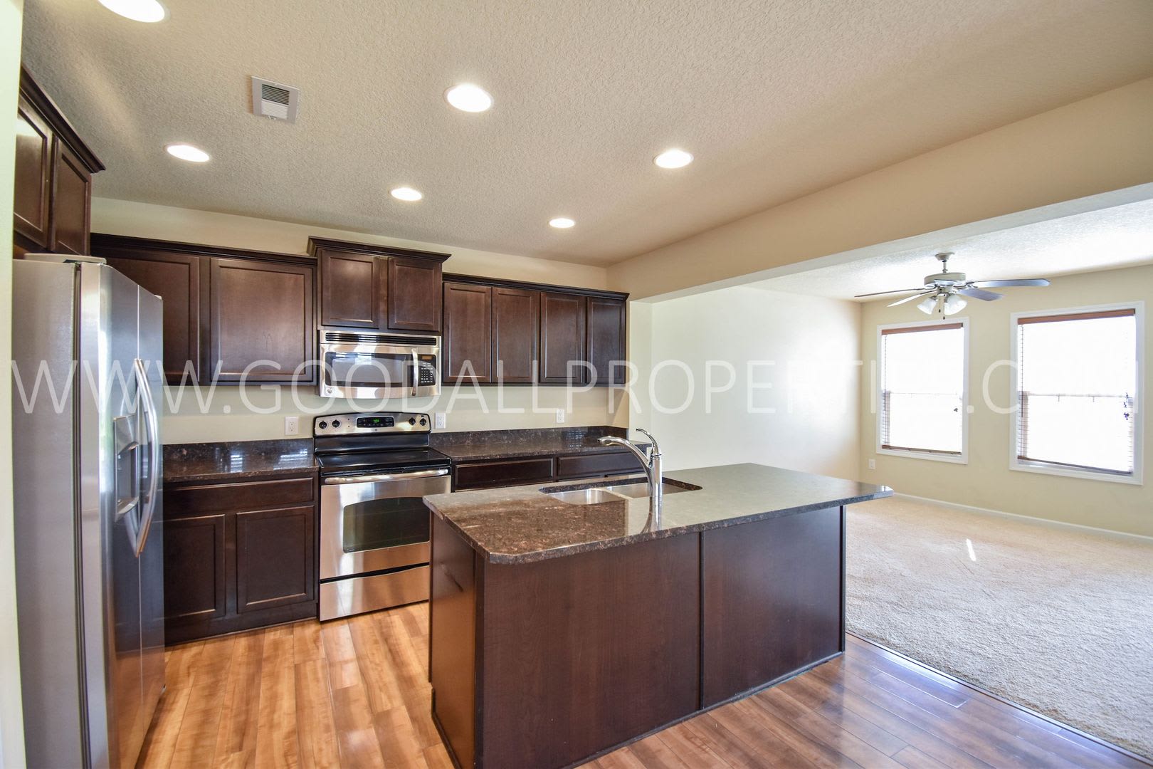 2 Bedroom Townhome With Dual Primary Suites – photo 2
