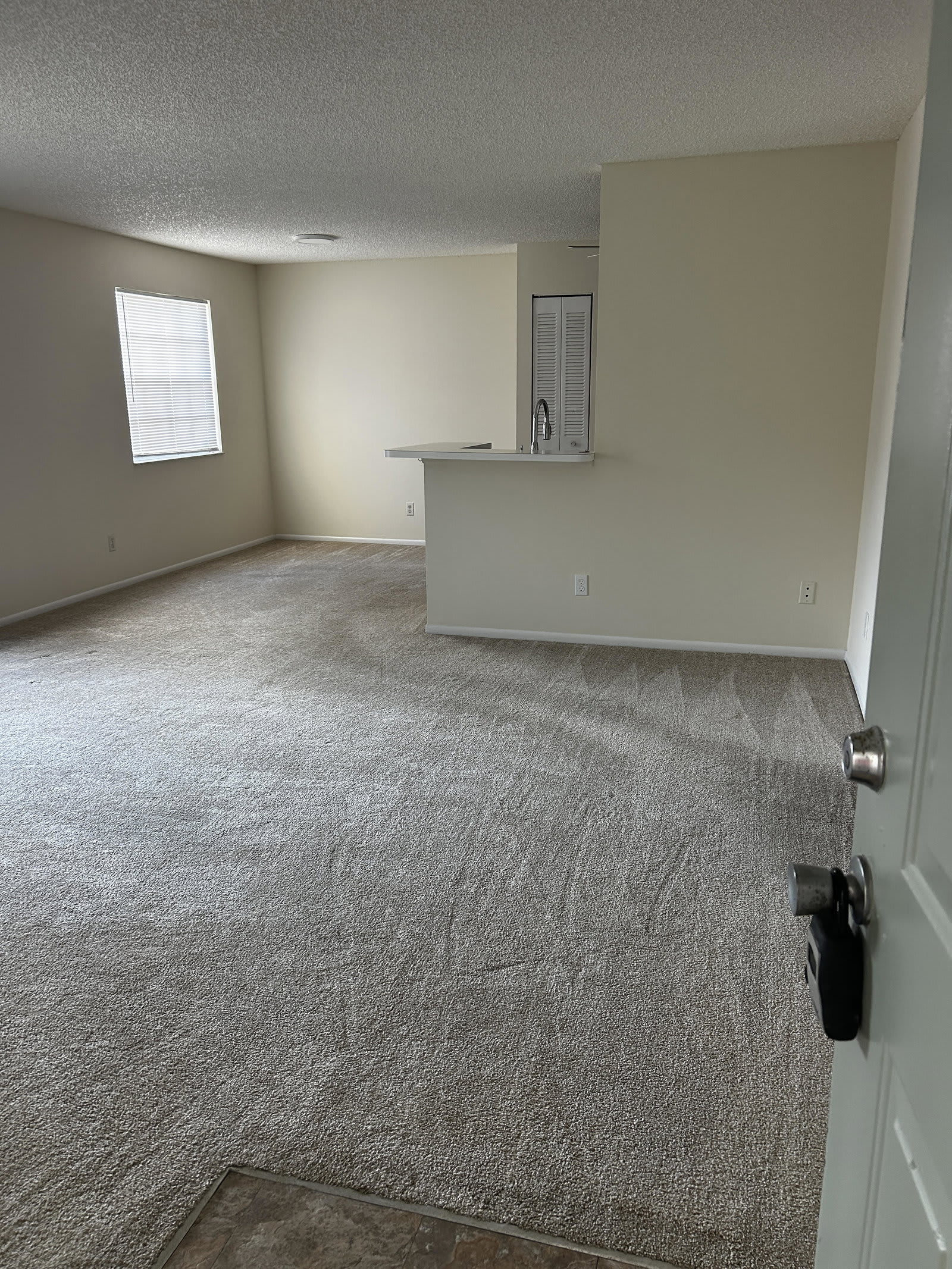 315 18th Place – photo 2