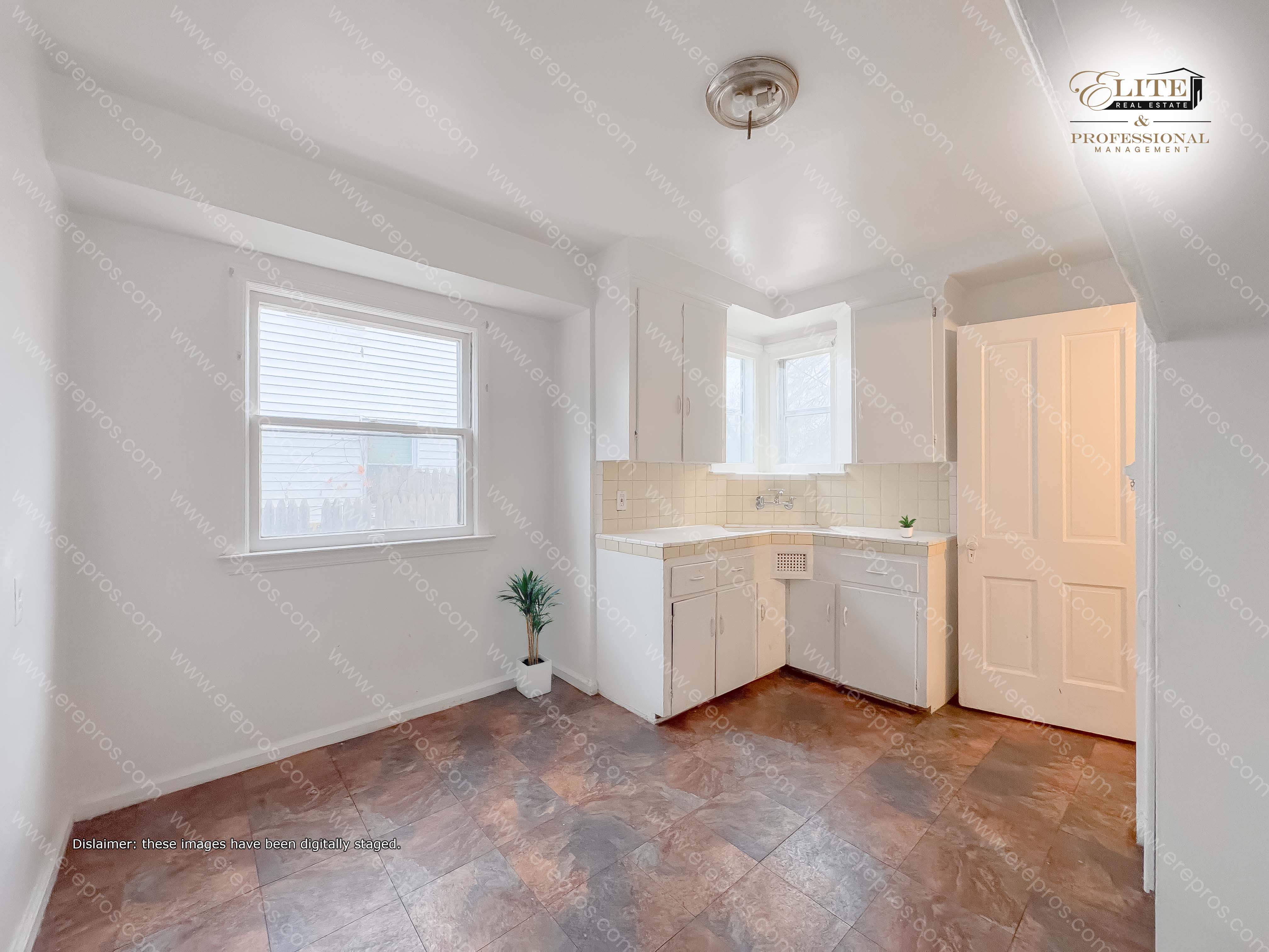 18759 Grandville Ave – photo 5