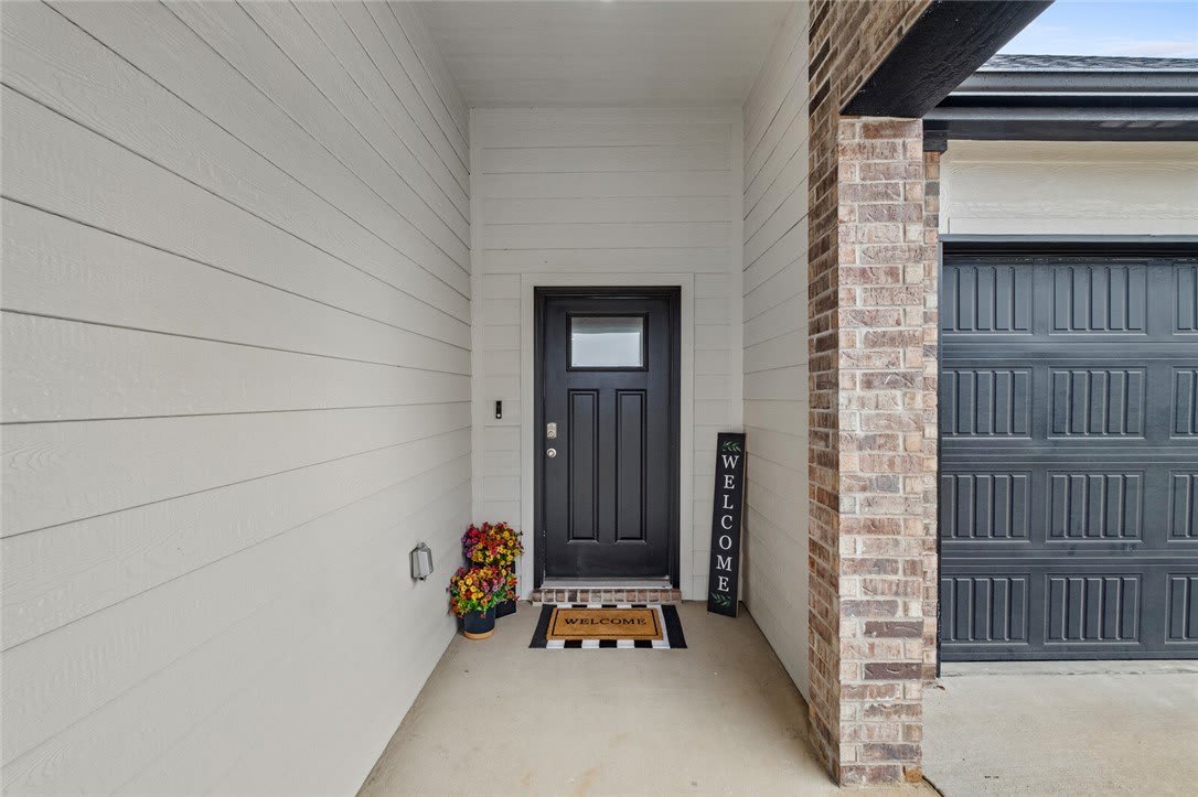 2105 Oliver Street – photo 2