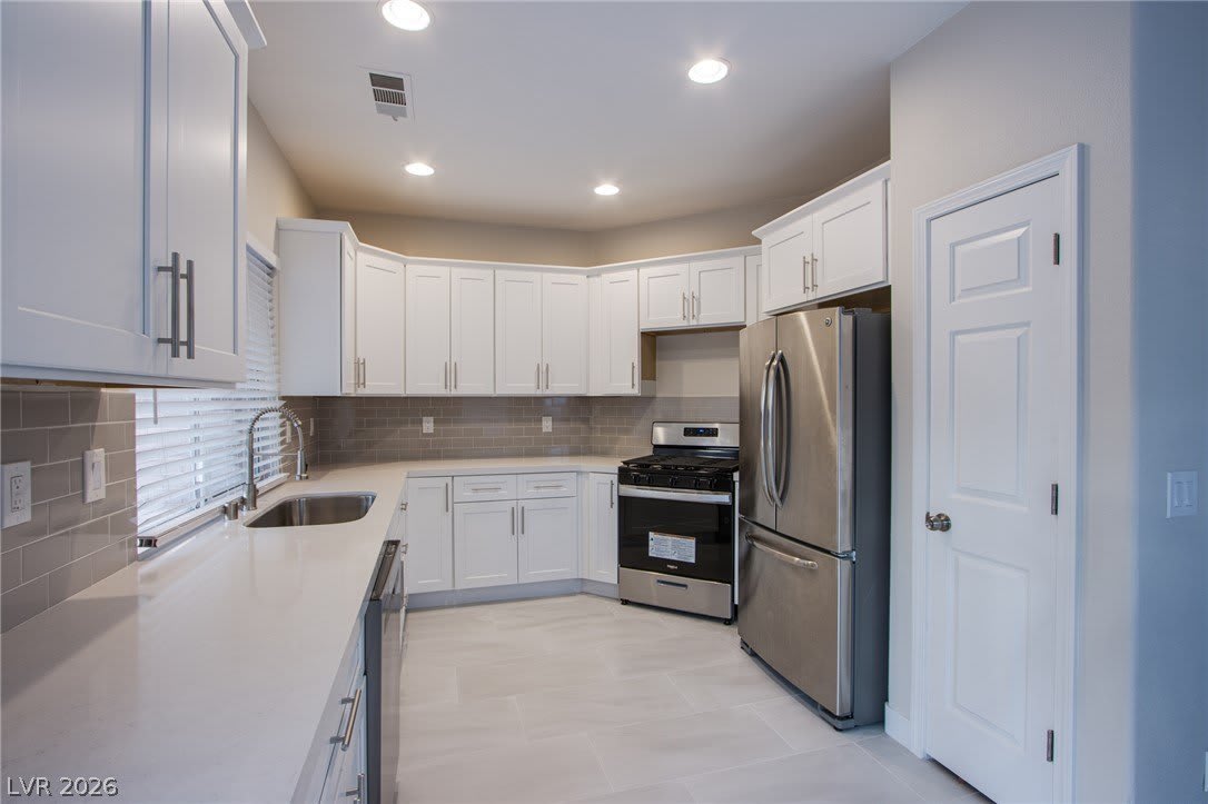 8543 Ebony Hills Way – photo 4