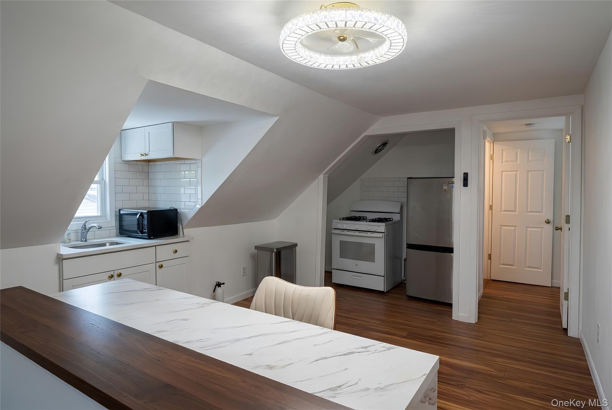 13 Cedarwood Drive – photo 2
