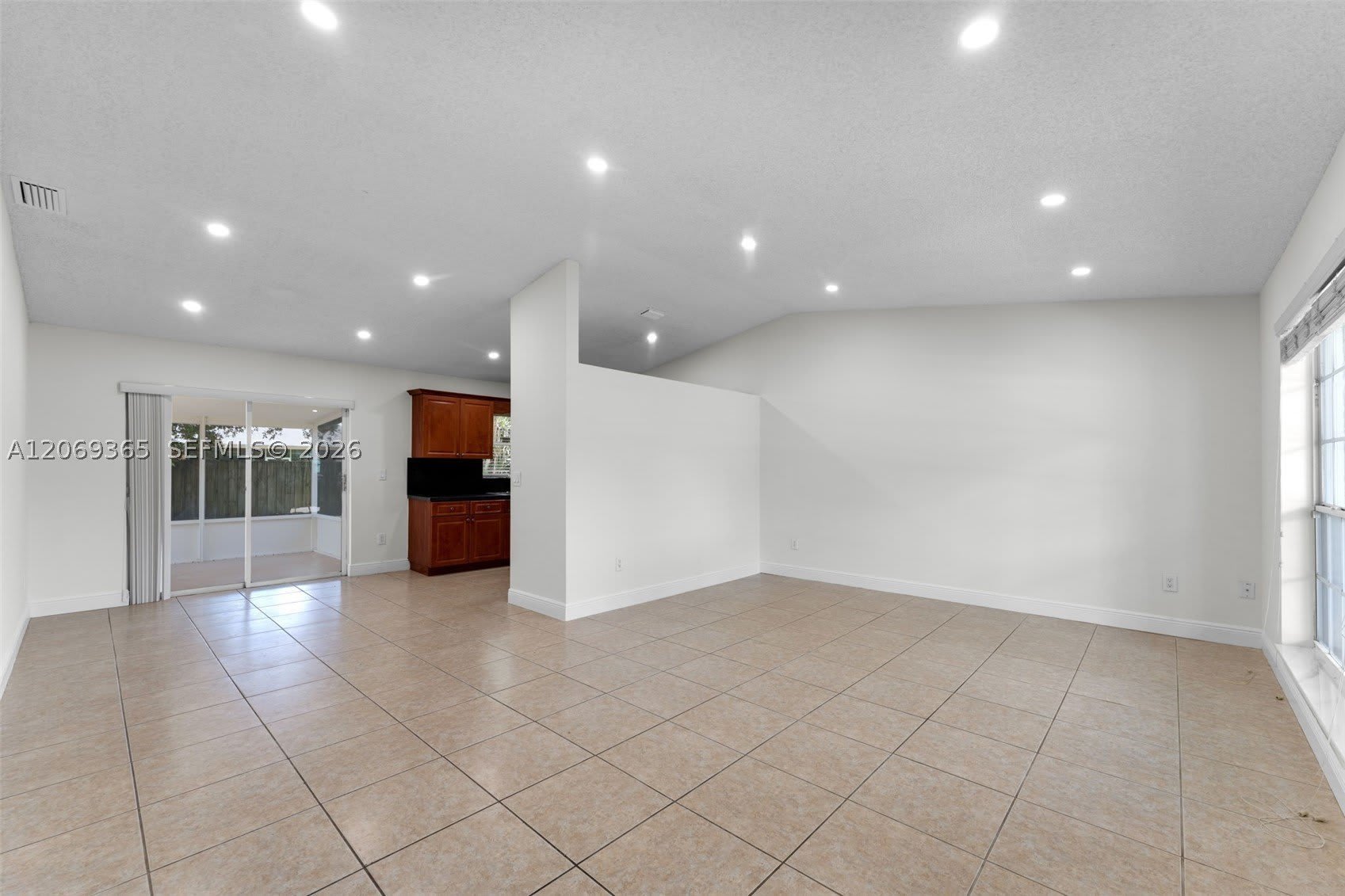 13830 SW 282nd St – photo 3