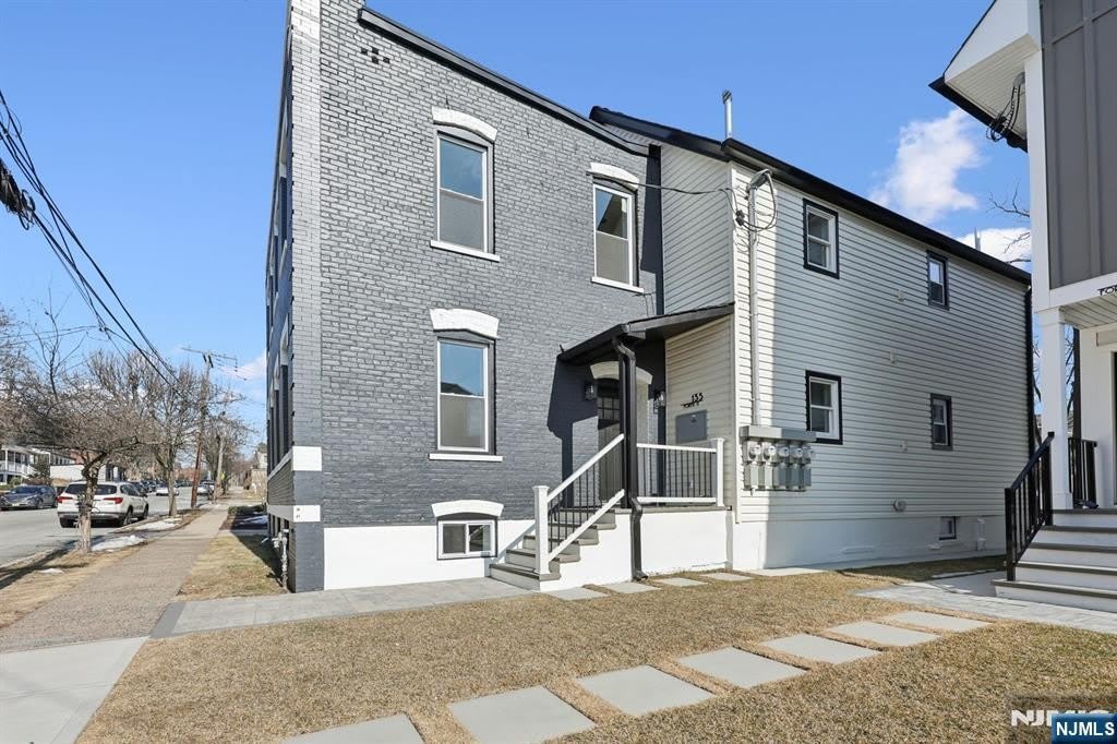 135 Forest Street – photo 2