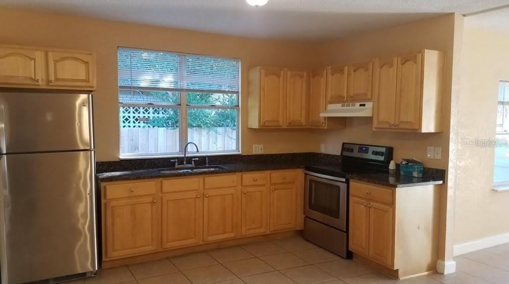 2921 W WALNUT Street – photo 5