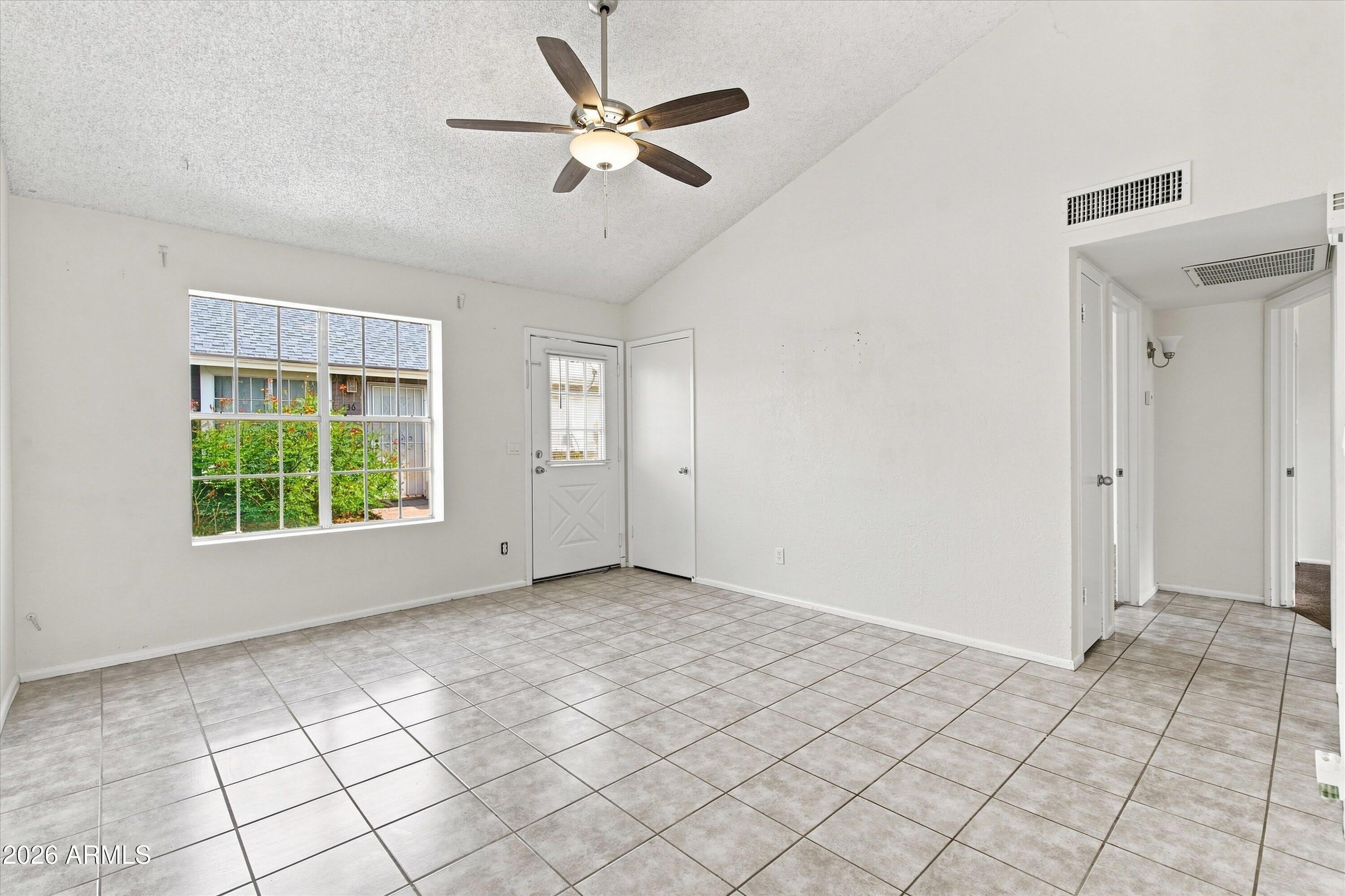 5960 W OREGON Avenue – photo 3