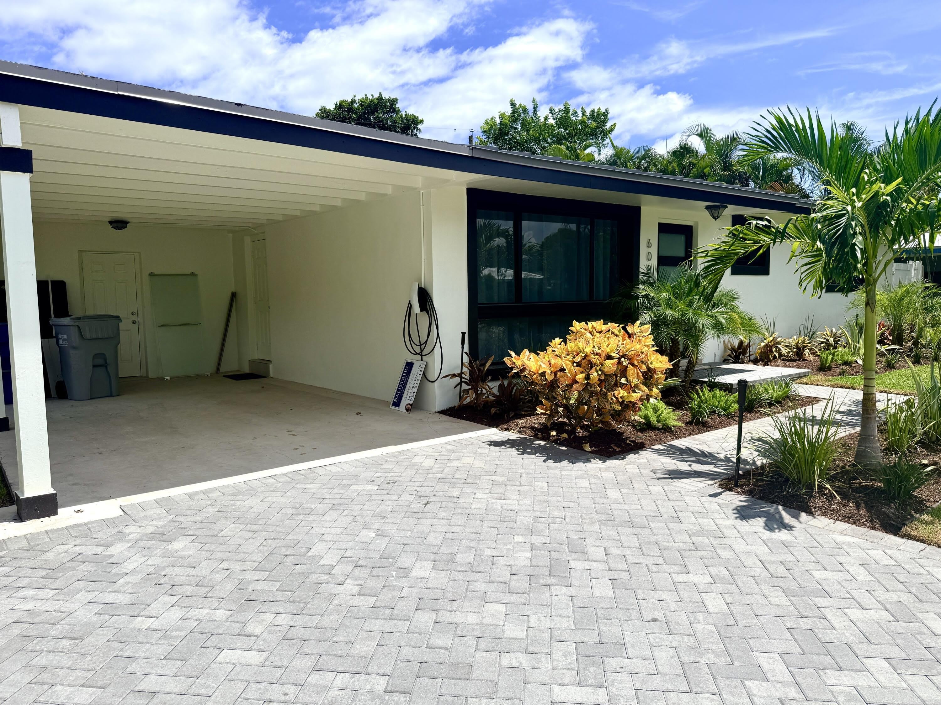 608 NE 24TH Avenue – photo 2