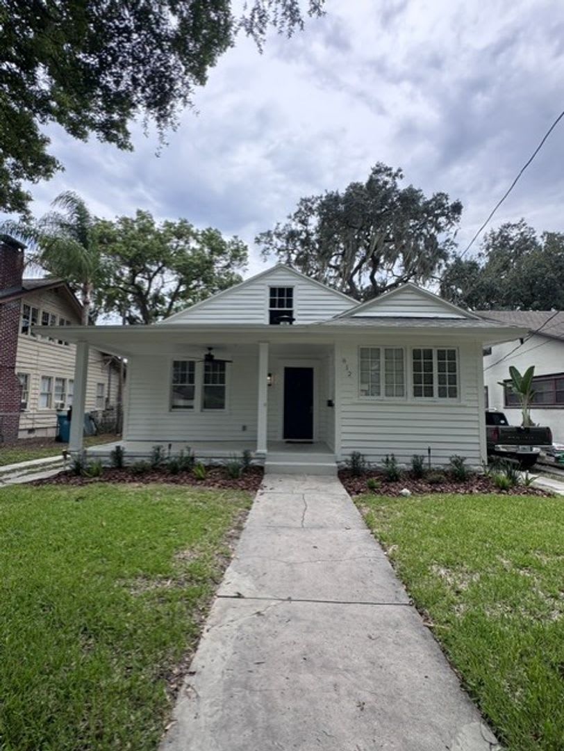 3/2 single family home in Historic Eola Heights district! – photo 2