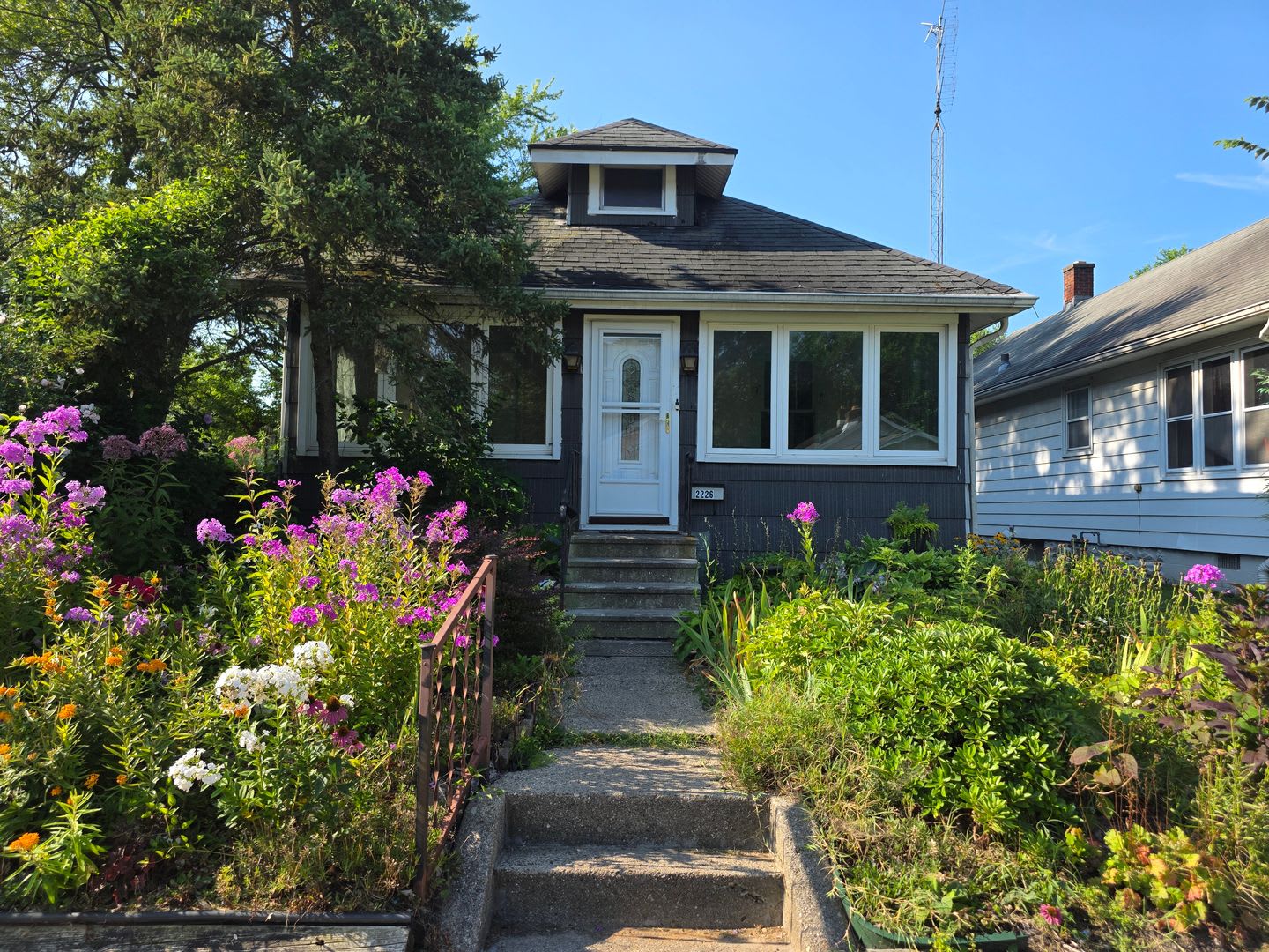 3-Bedroom, 1-Bathroom Home with Basement & Garage – $1,300/Month – photo 1
