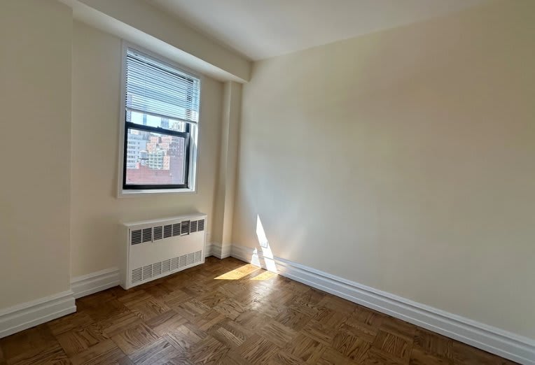 416 E 79Th St – photo 3