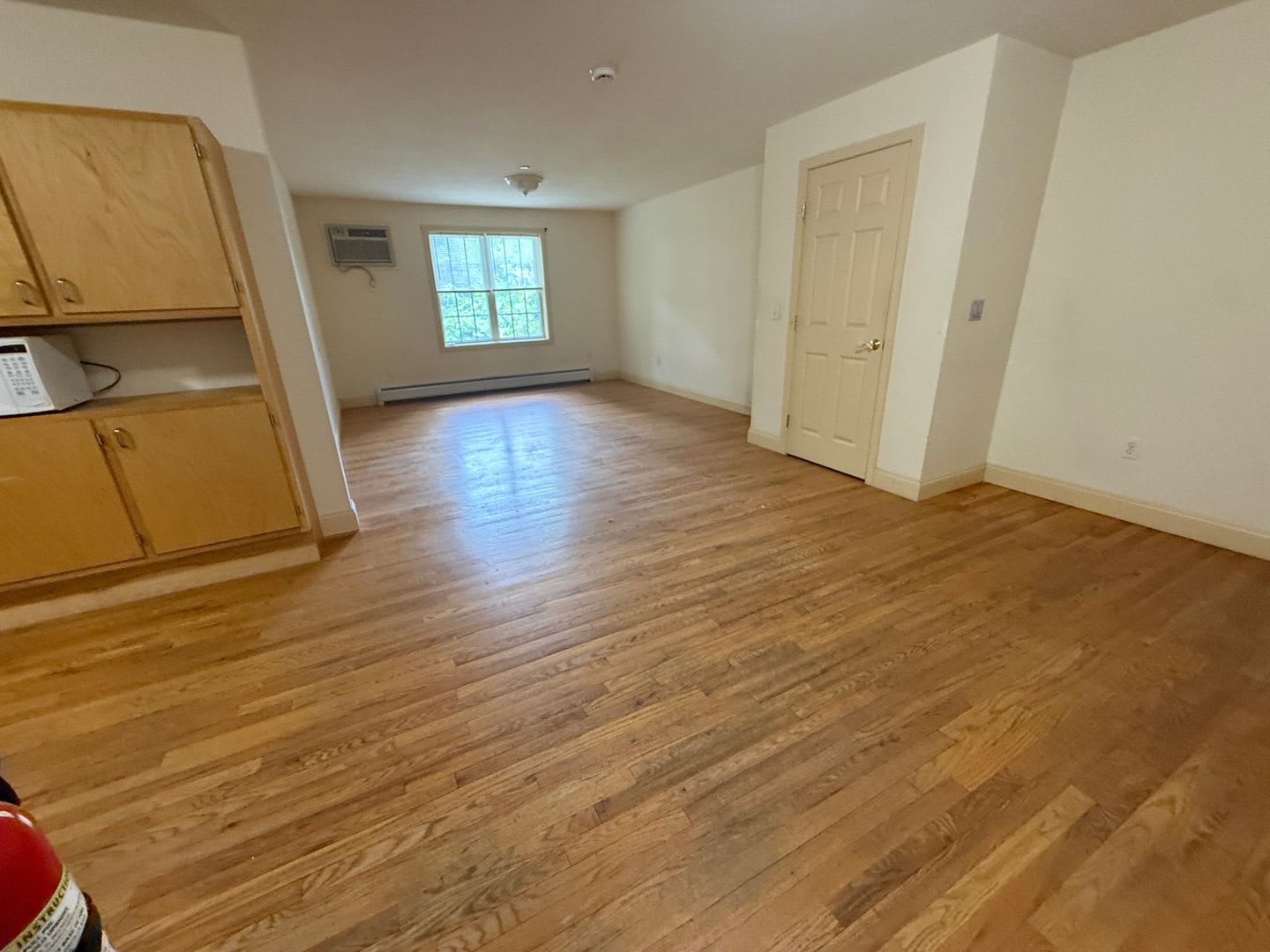 843 845 Mammoth Rd – photo 2