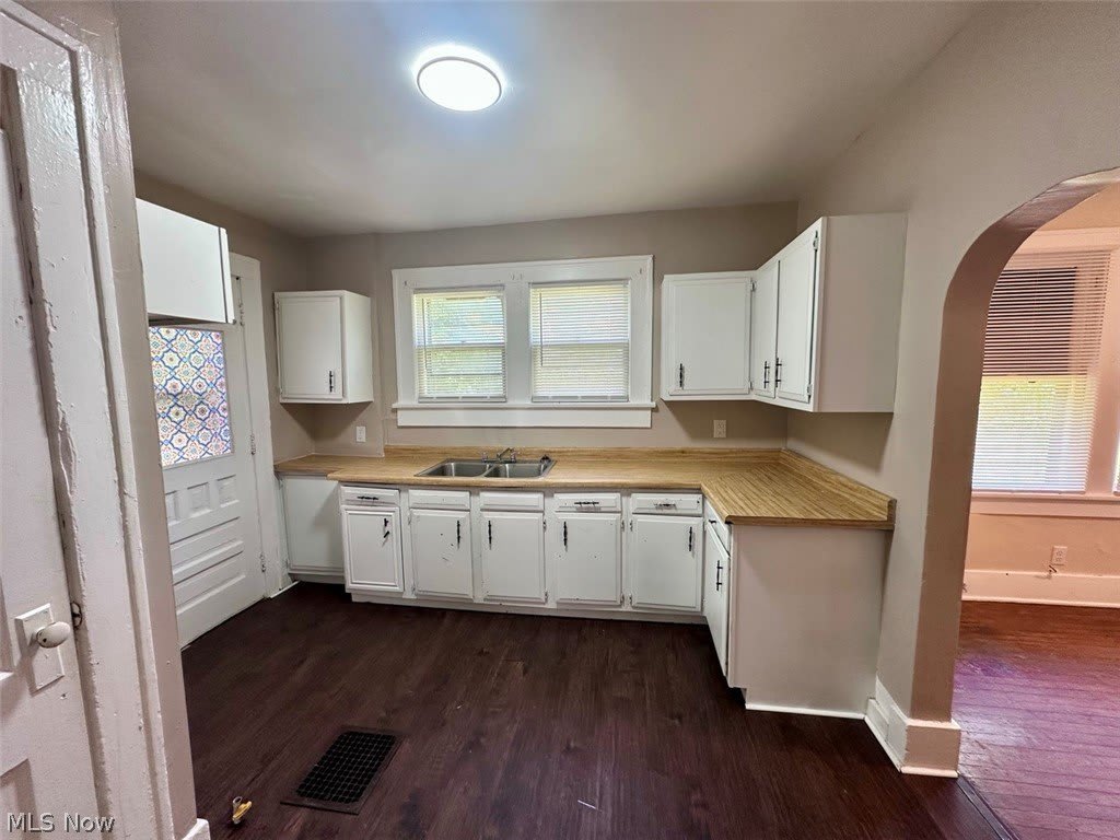 700 Noble Avenue – photo 5