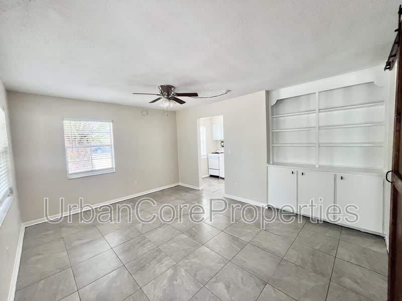 321 24th St N – photo 2