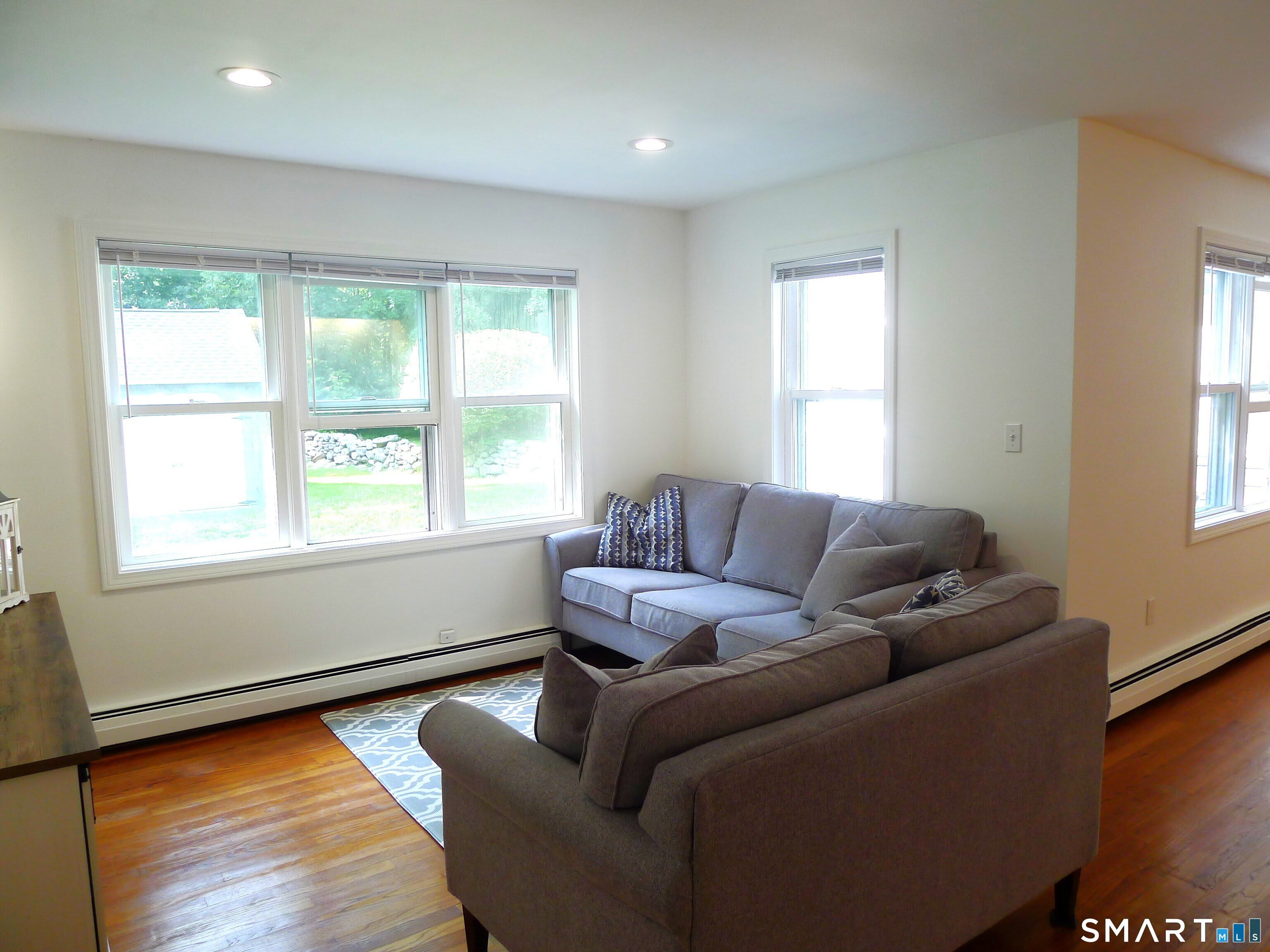195 Silver Spring Road – photo 4