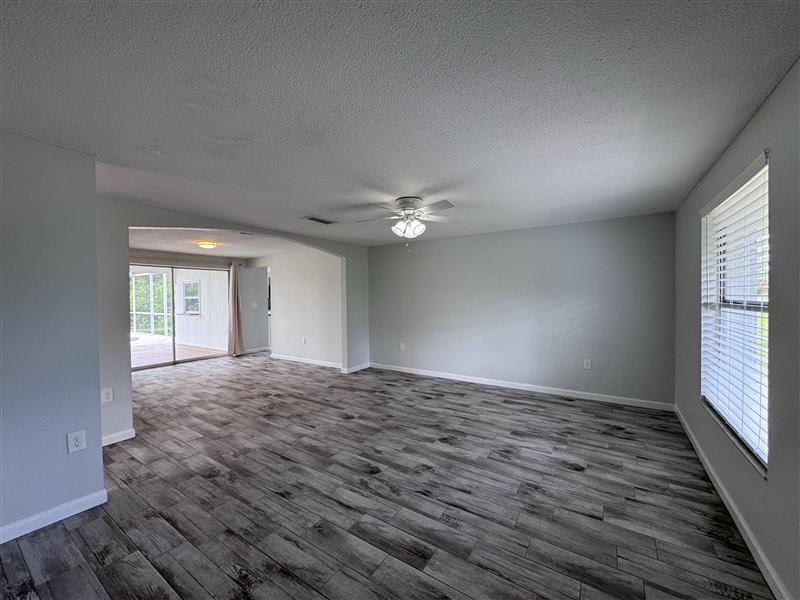 3445 Sarto Ln – photo 5