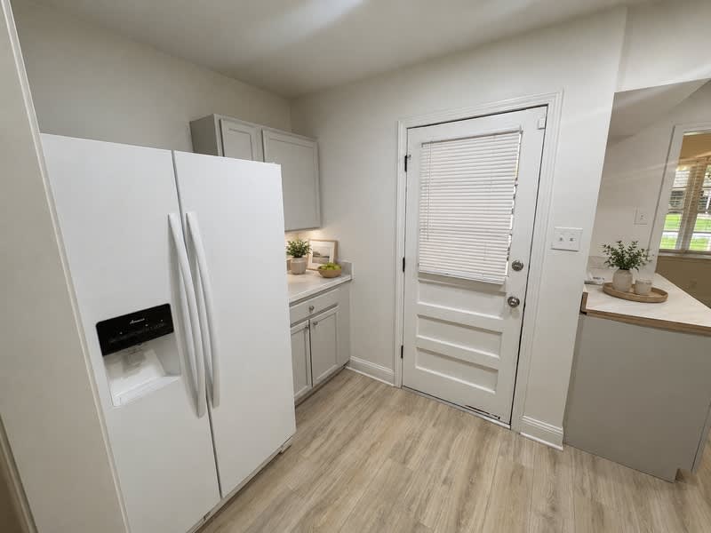 1519 Cranford – photo 5