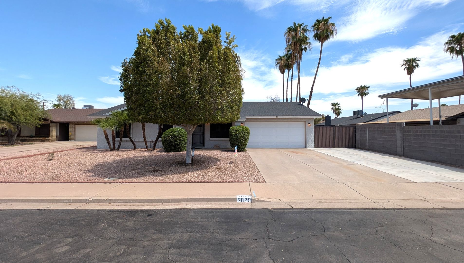 3 Bedroom Home Near W Baseline Rd and S Alma School Rd! – photo 1