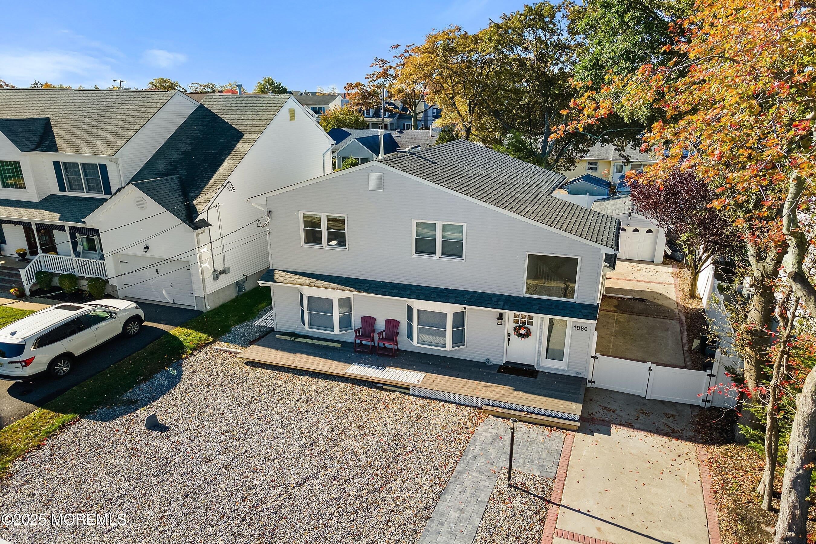 1850 Shore Boulevard – photo 3